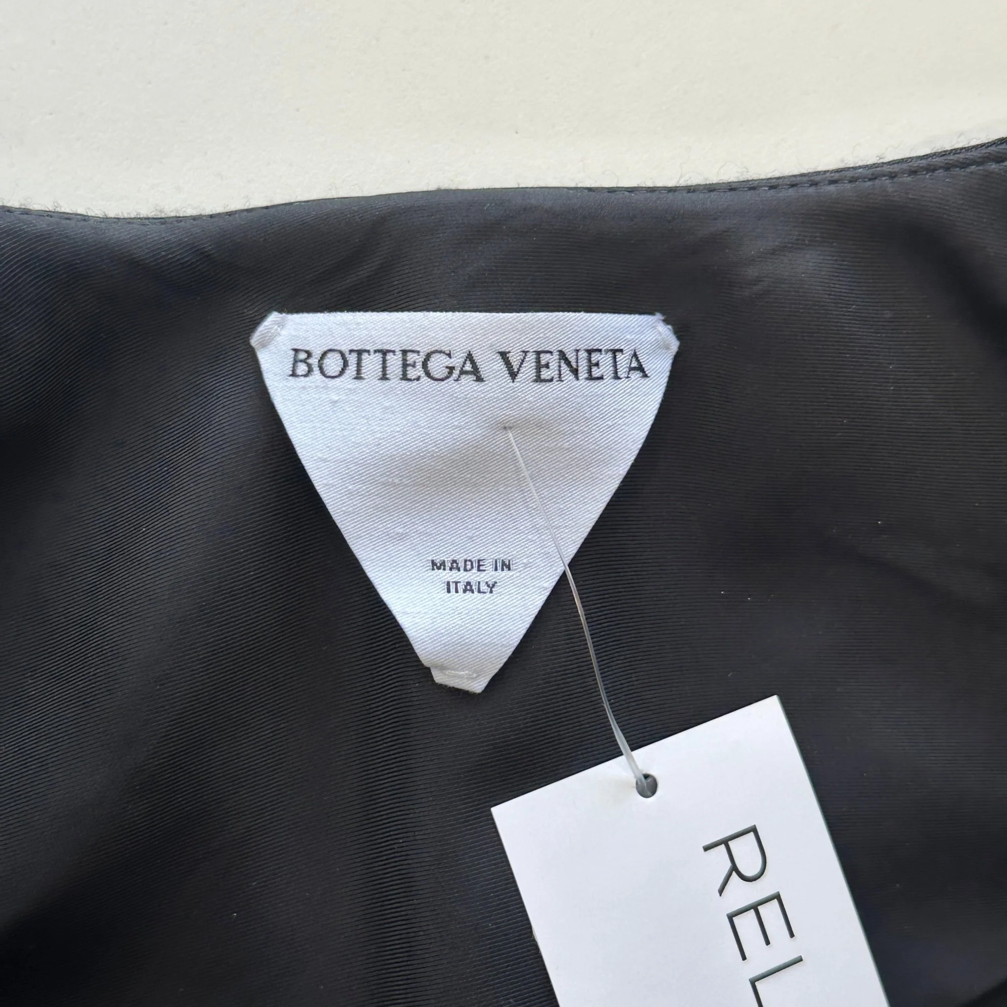 Bottega Veneta Black Wool Black Scoop Suit RRP £2000 | Authentic Preloved - Image 5