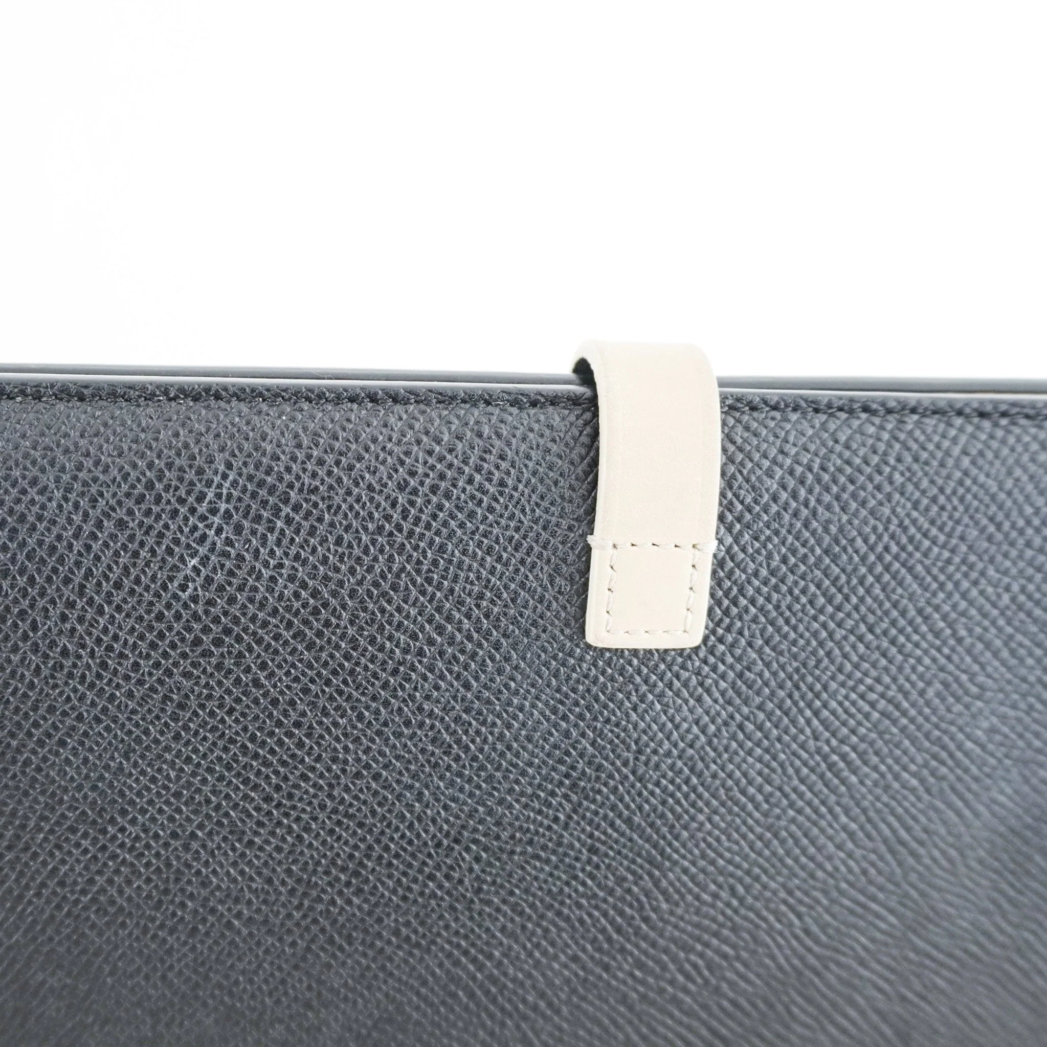 Celine Black and Beige Large Strap Wallet RRP £520 | Authentic Preloved - Image 10