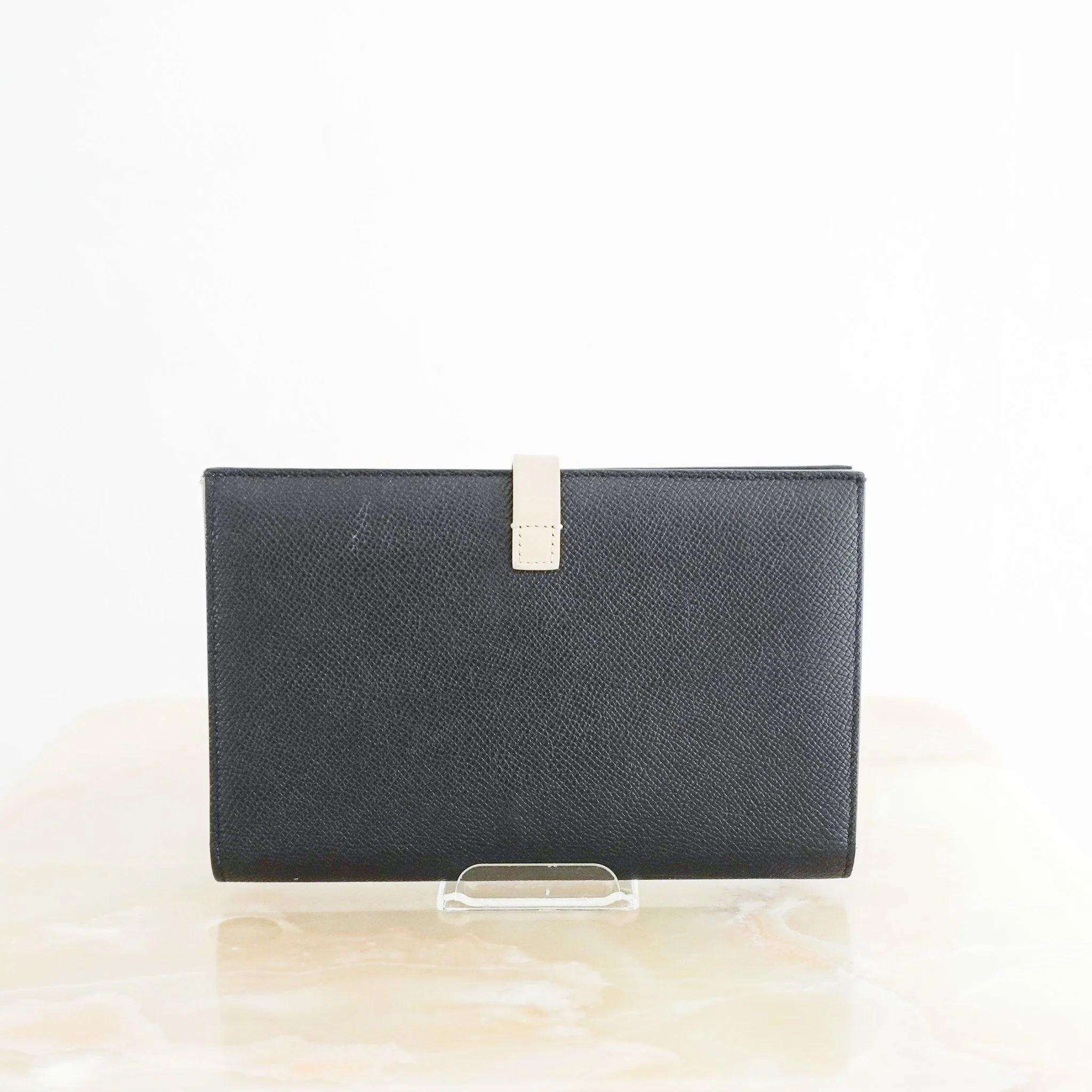 Celine Black and Beige Large Strap Wallet RRP £520 | Authentic Preloved - Image 3