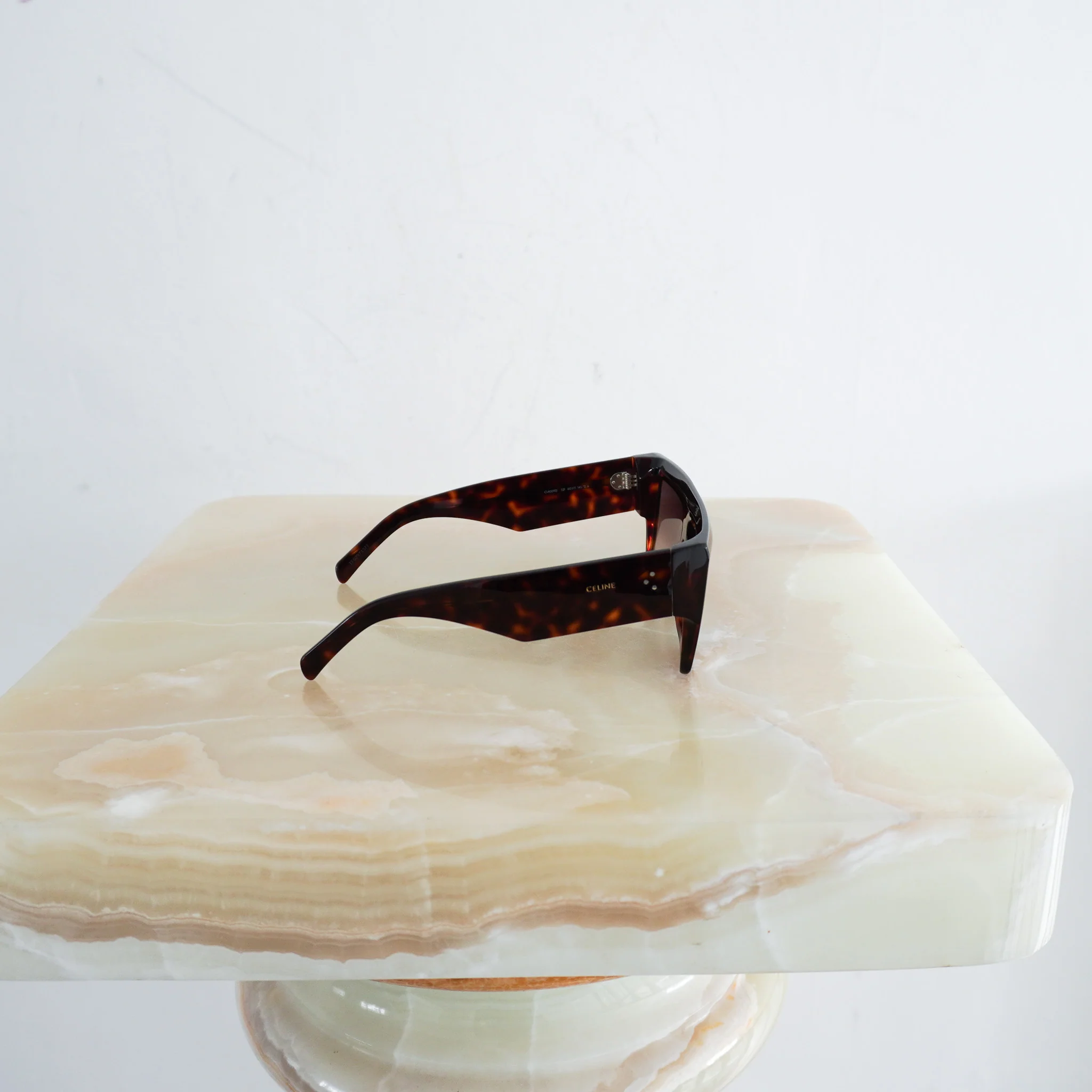 Celine Flat Top Tortoise Shell Sunglasses RRP £280 | Authentic Preloved FINAL SALE - Image 3