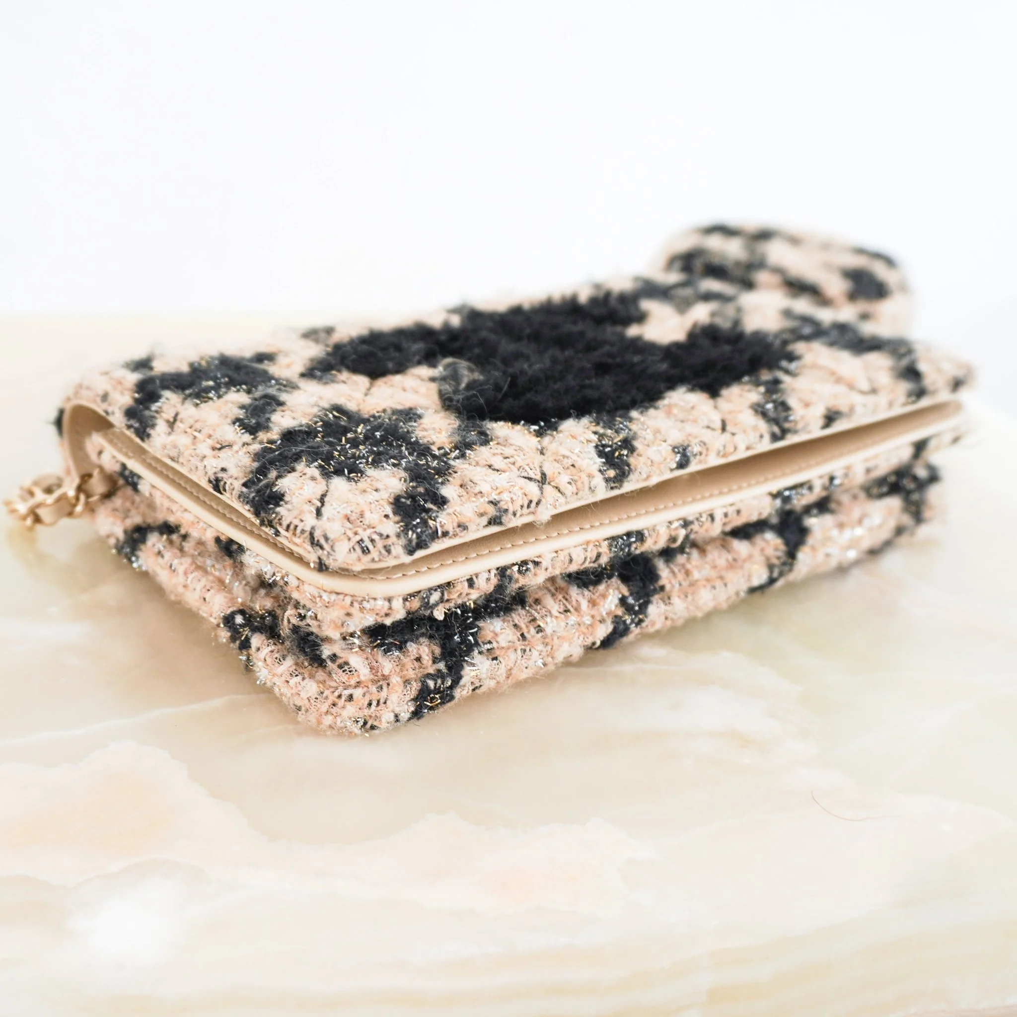 Chanel Beige and Black Houndstooth Tweed Wallet On Chain with Coin Pouch RRP £3500 | Authentic Preloved - Image 6