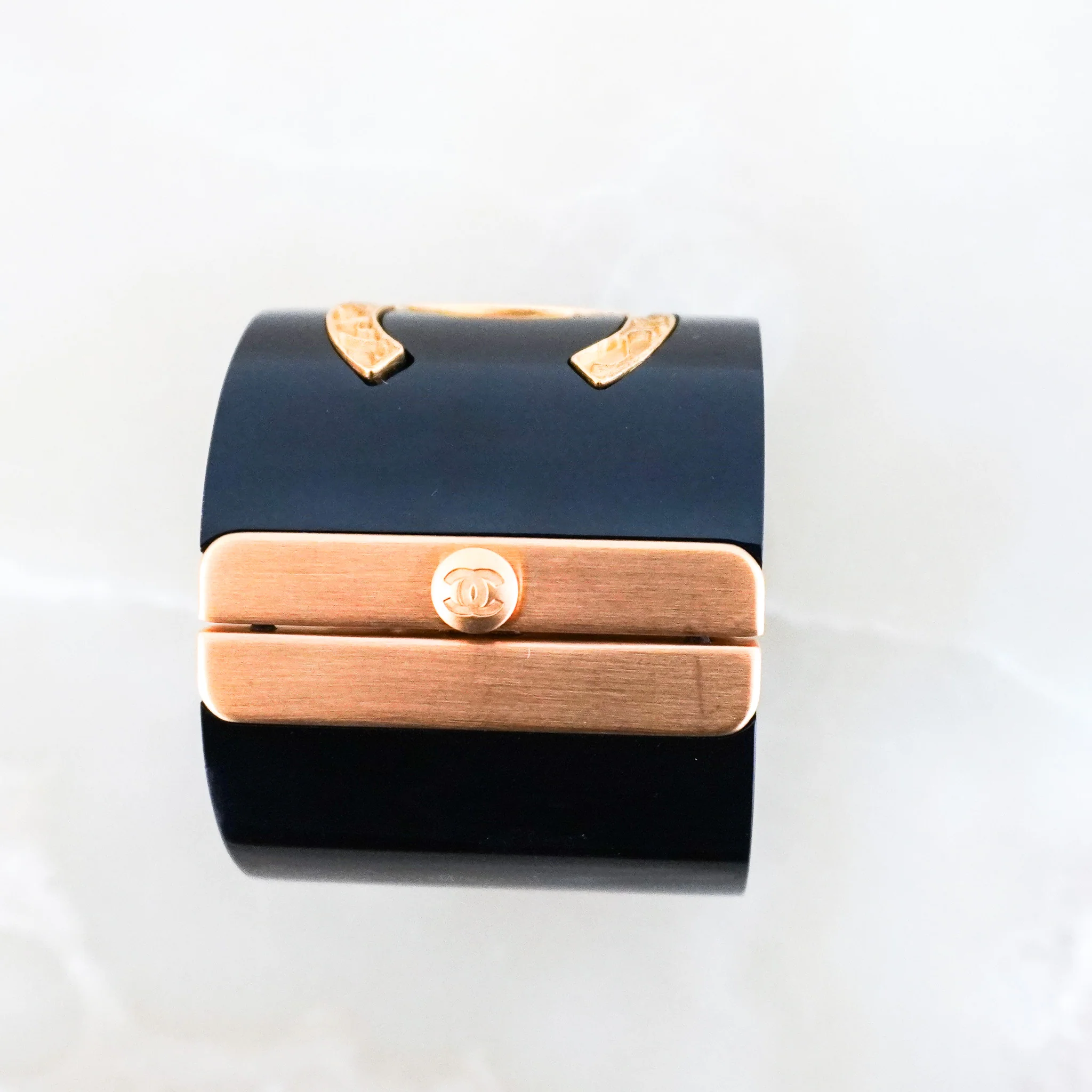 Chanel Black and Gold CC Enamel Cuff Bracelet | Authentic Preloved FINAL SALE - Image 6