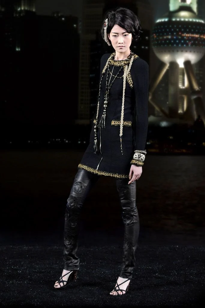 Chanel Black & Gold Appliqué Cambon Wool Dress RRP £5.5K | Authentic Preloved - Image 2