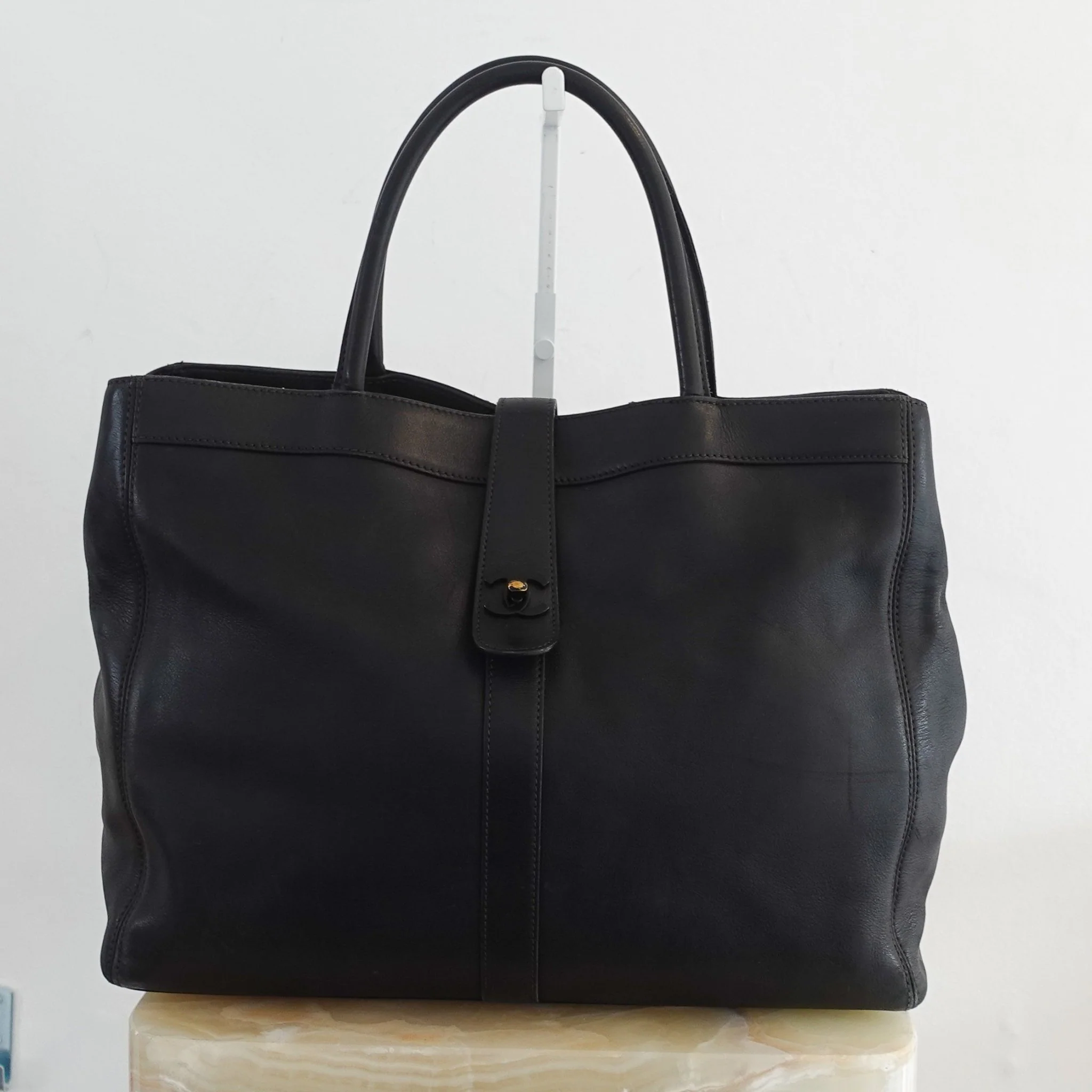Chanel Black Leather Slouch Tote bag | Authentic Preloved - Image 2