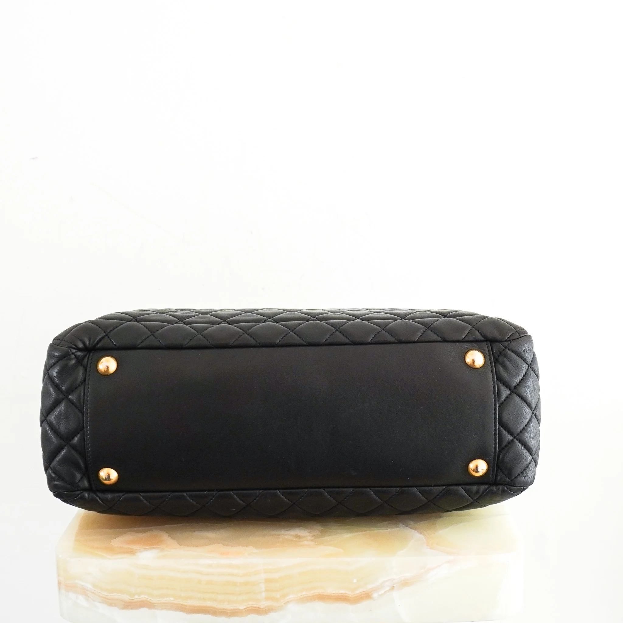 Chanel CC Charm Lambskin Tote RRP £5000 | Authentic Preloved - Image 7