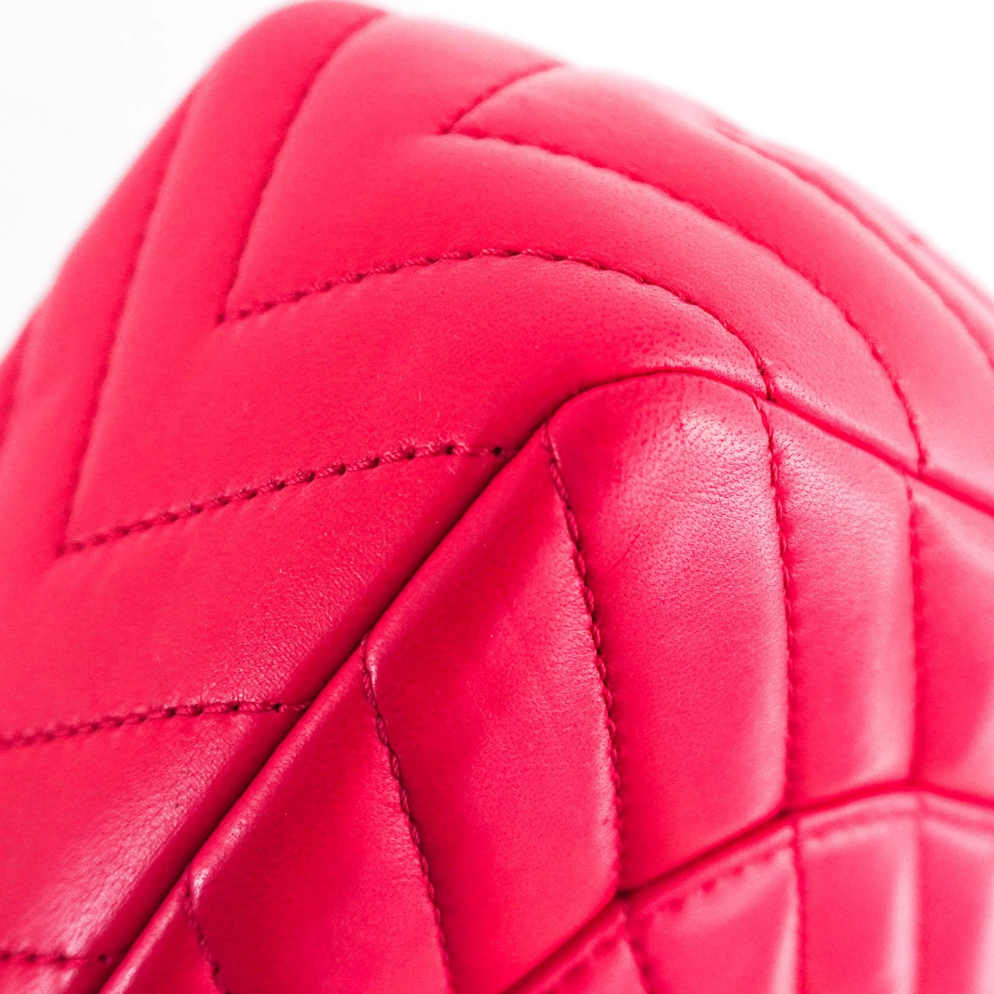 Chanel Chevron Fuchsia Quilted Jumbo Single Flap Bag RRP £9000 | Authentic Preloved - Image 13