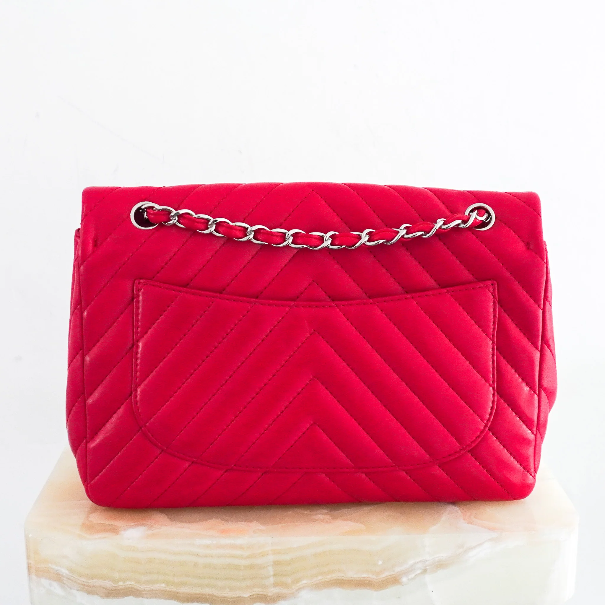 Chanel Chevron Fuchsia Quilted Jumbo Single Flap Bag RRP £9000 | Authentic Preloved - Image 3