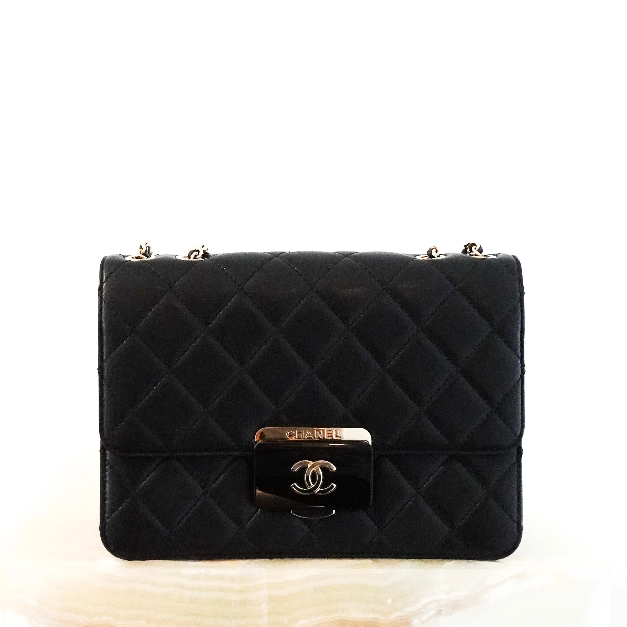 Chanel Classic Beauty Lock Quilted Single Flap Bag | Authentic Preloved - Image 2