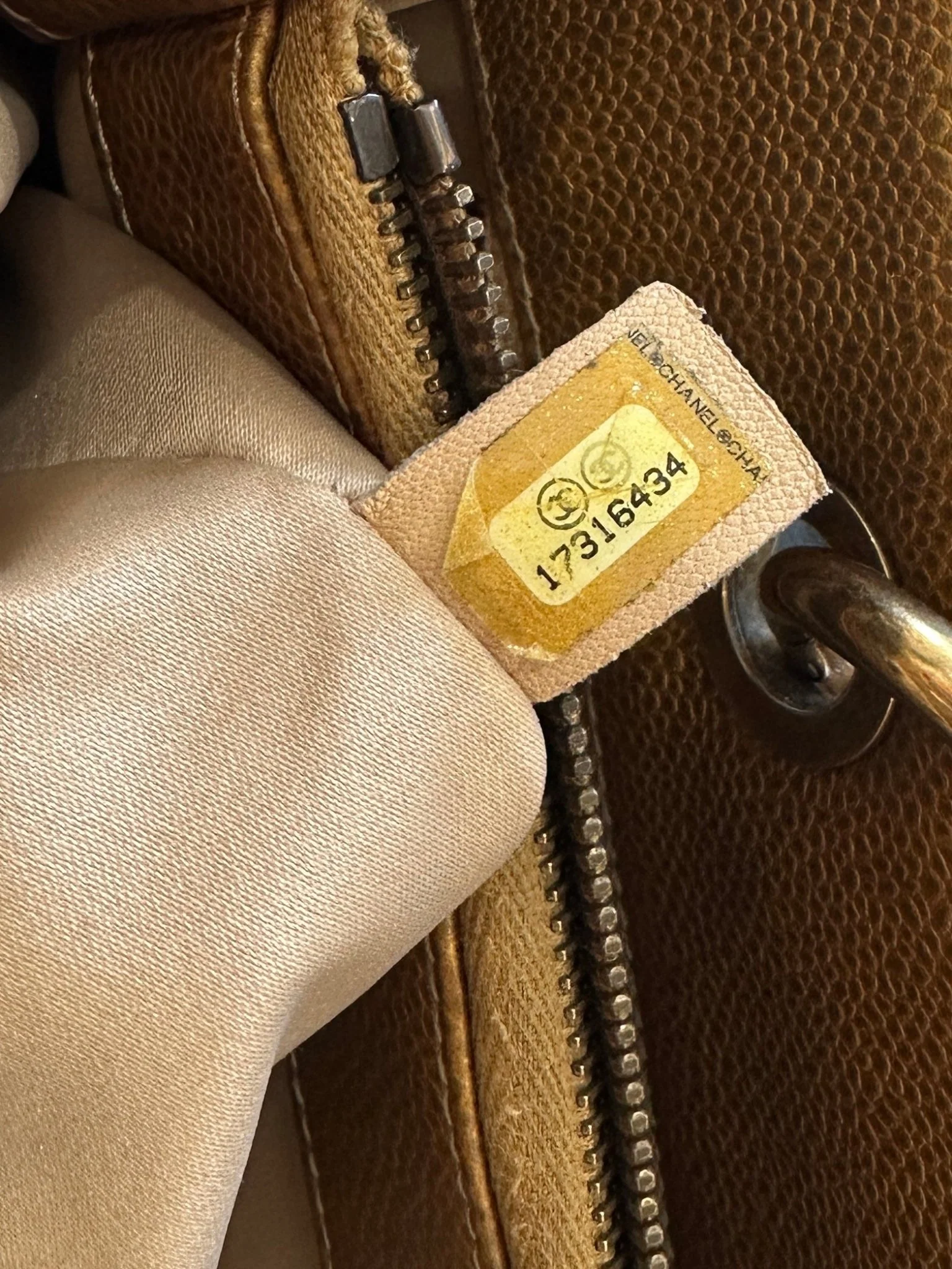 Chanel Grand Quilted Caviar Leather Gold Shopper bag RRP £5.2K | Authentic Preloved - Image 16