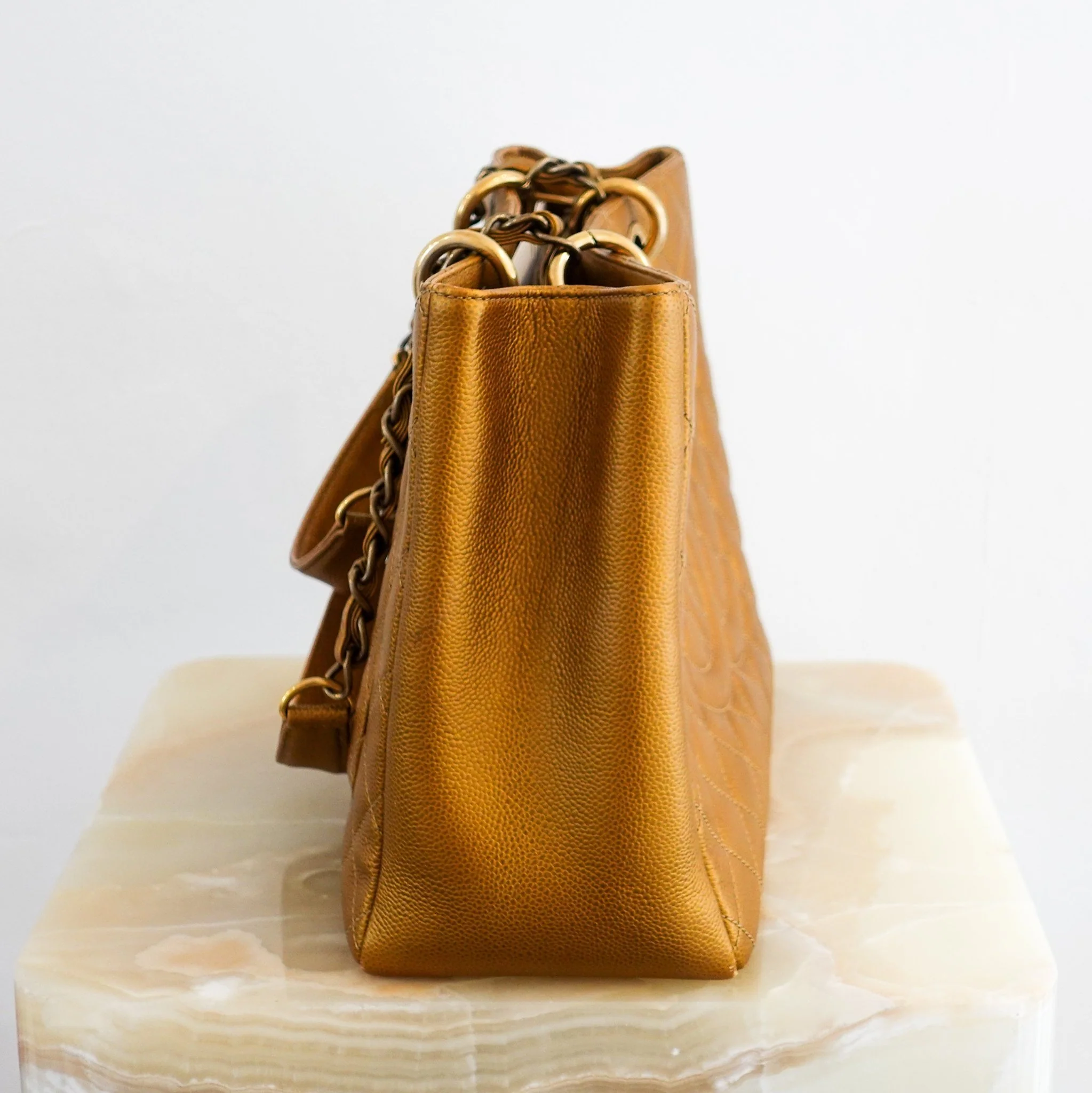 Chanel Grand Quilted Caviar Leather Gold Shopper bag RRP £5.2K | Authentic Preloved - Image 4