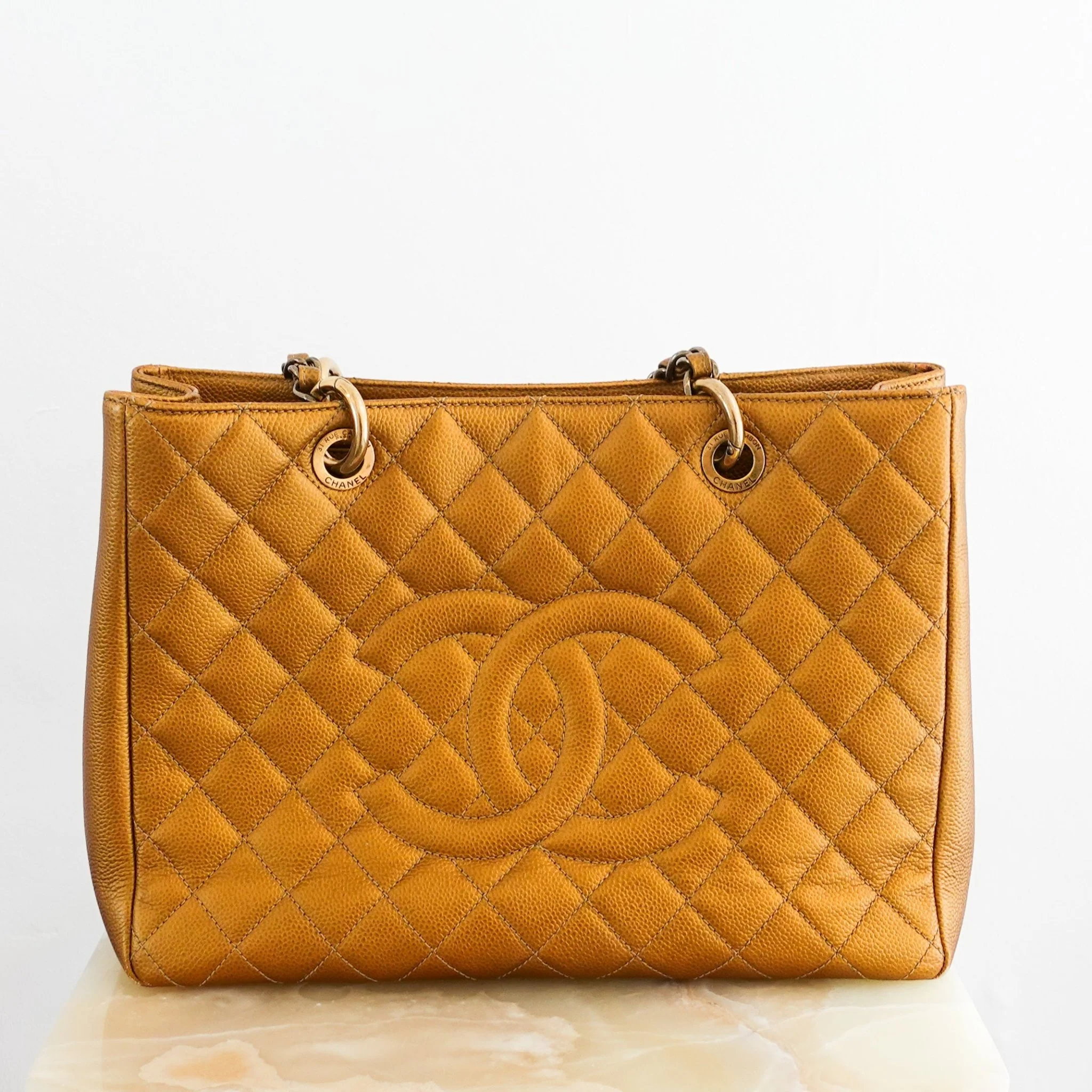 Chanel Grand Quilted Caviar Leather Gold Shopper bag RRP £5.2K | Authentic Preloved - Image 6
