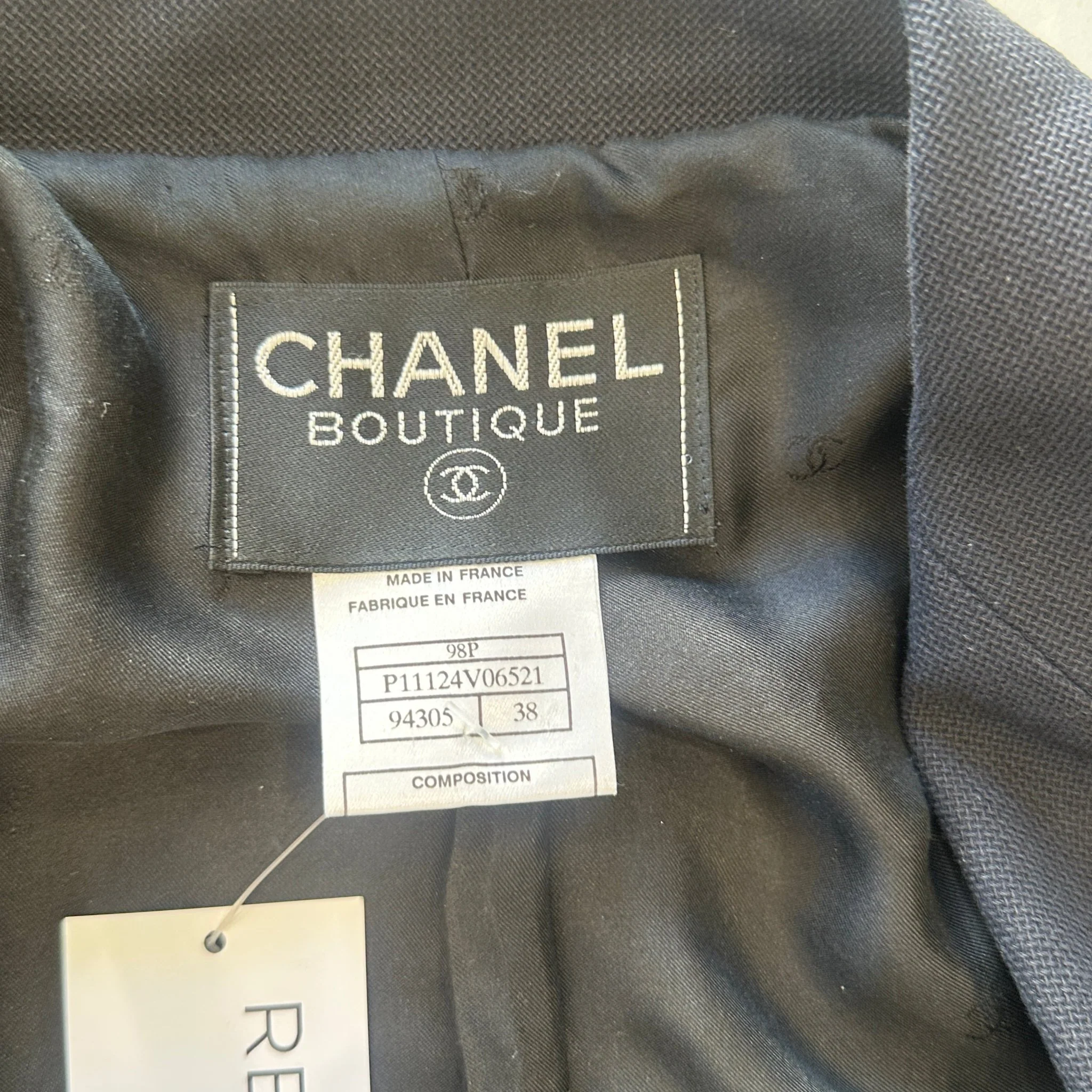 Chanel Le Petite Veste Noire Blazer RRP £4500 | Authentic Preloved - Image 4