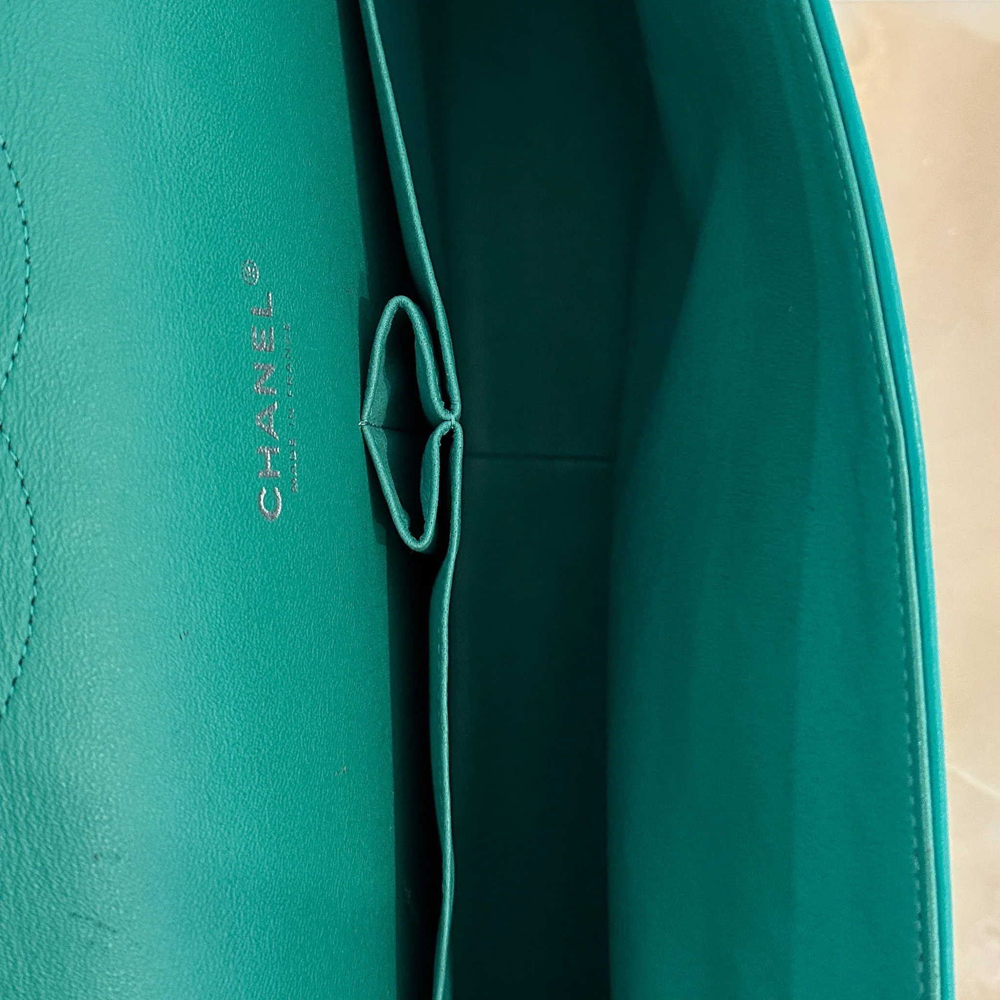 RARE Chanel Double Flap Maxi Green Patent Bag RRP £10000 | Authentic Preloved - Image 10