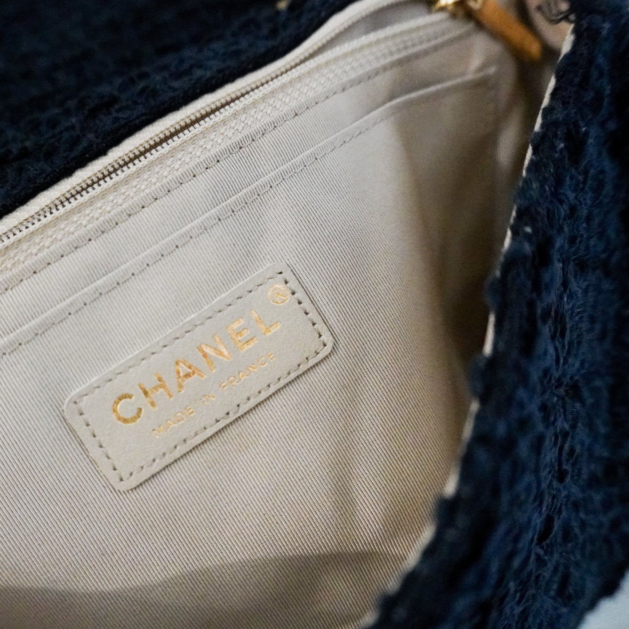 Chanel Timeless Clasique Tweed Flap Bag RRP £8410 | Authentic Preloved - Image 11