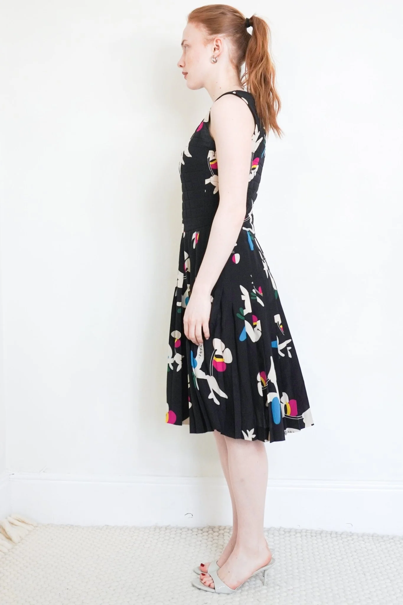 Chanel Vintage Black Silk Print Dress SS 2000 Runway RRP £1200 | Authentic Preloved - Image 3