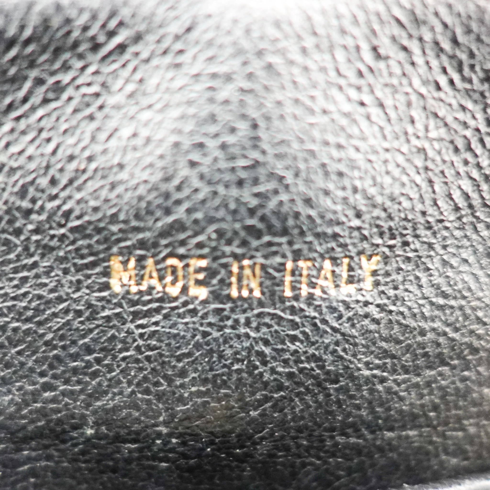 Chanel Vintage Quilted Black Lambskin CC Camera Bag RRP £5,000 | Authentic Preloved - Image 10
