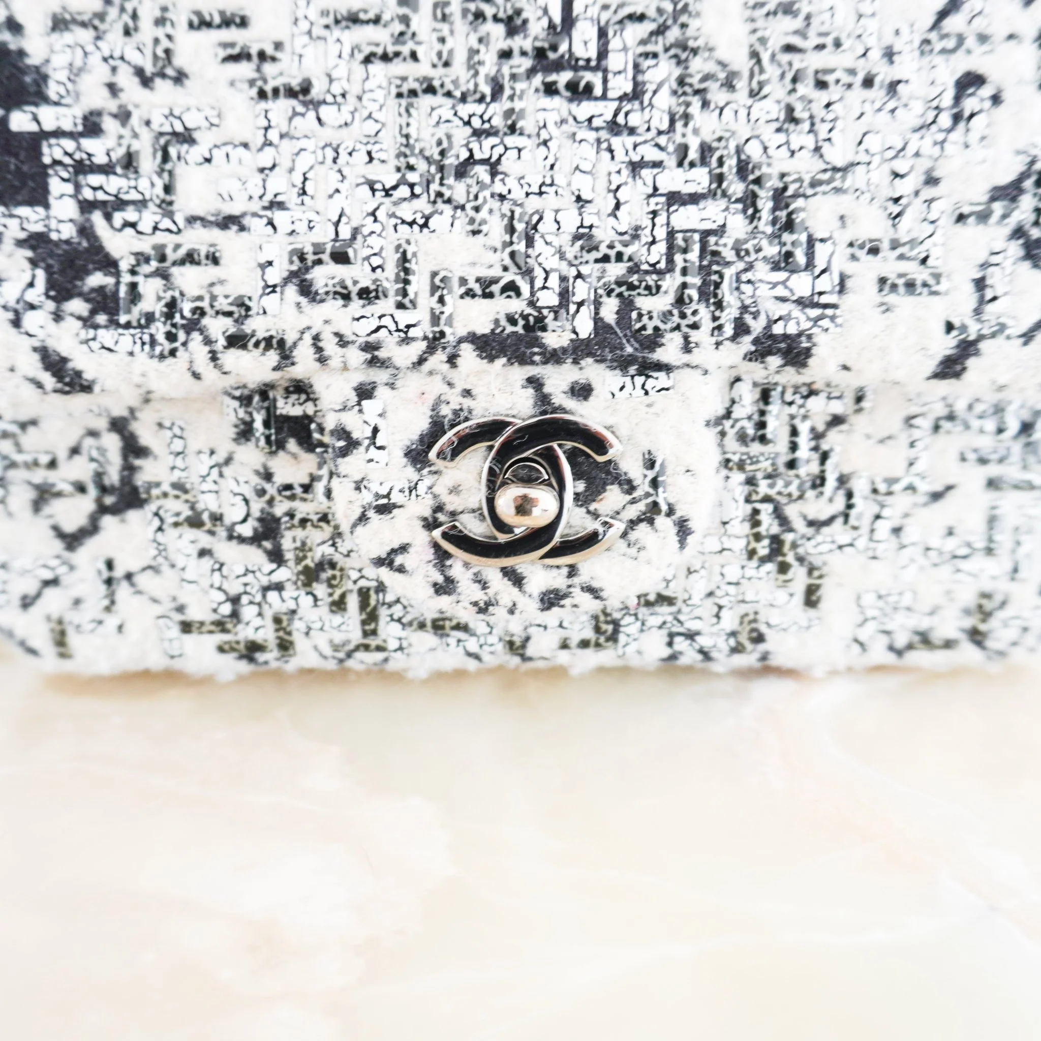 Chanel White & Black Tweed Single Flap Small Box Bag RRP £4800 | Authentic Preloved - Image 6