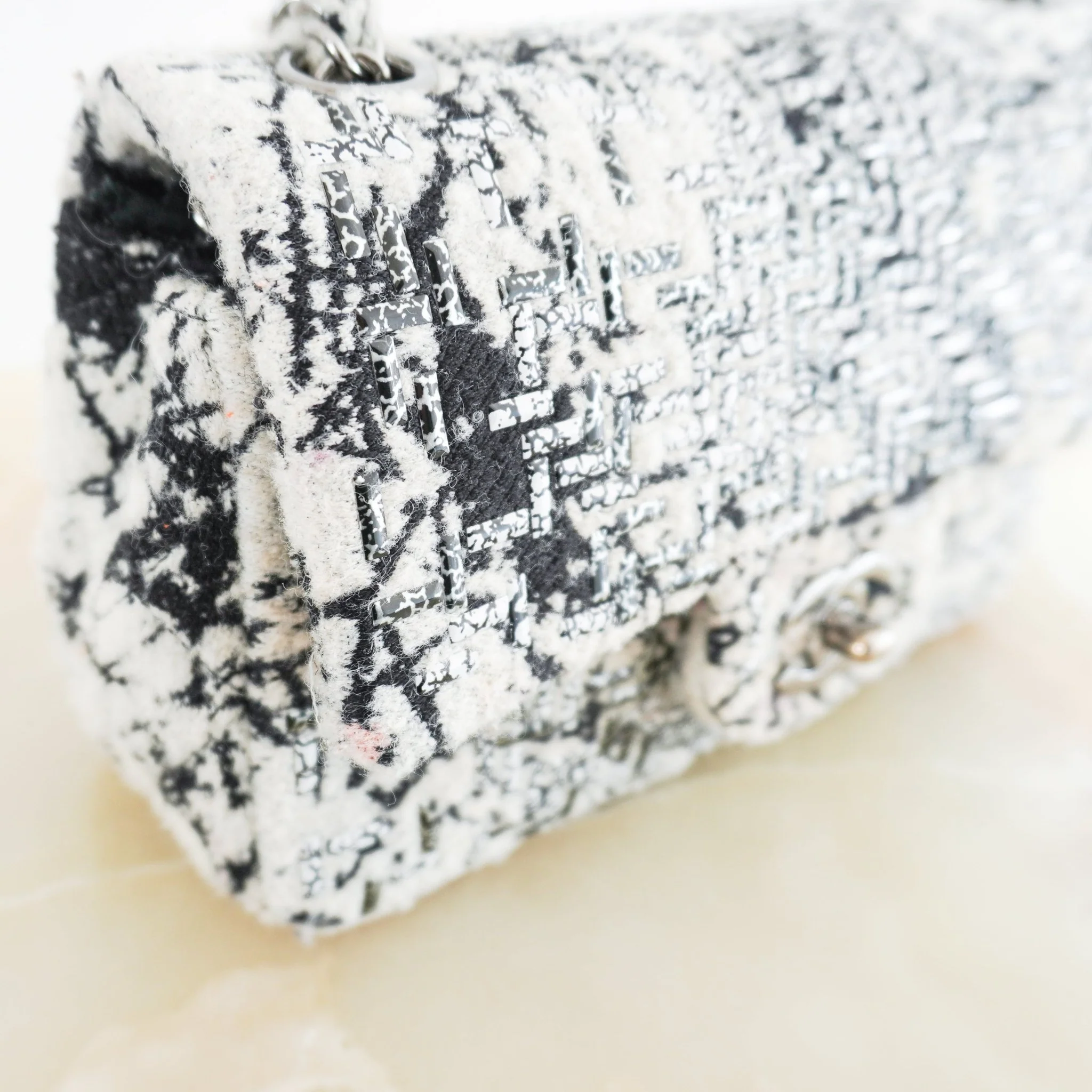 Chanel White & Black Tweed Single Flap Small Box Bag RRP £4800 | Authentic Preloved - Image 8