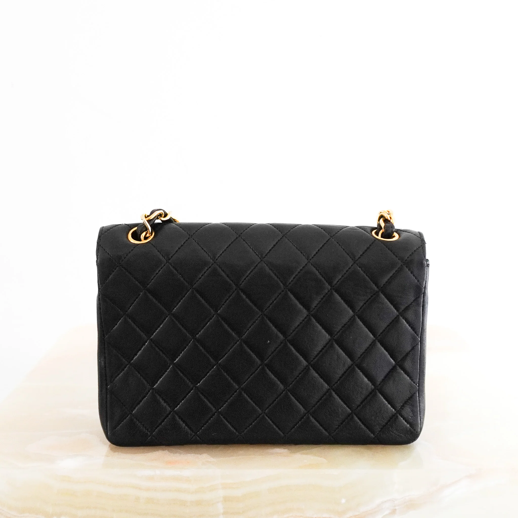 COLLECTOR'S ITEM Chanel Vintage Quilted Lambskin Bag | Authentic Preloved - Image 4