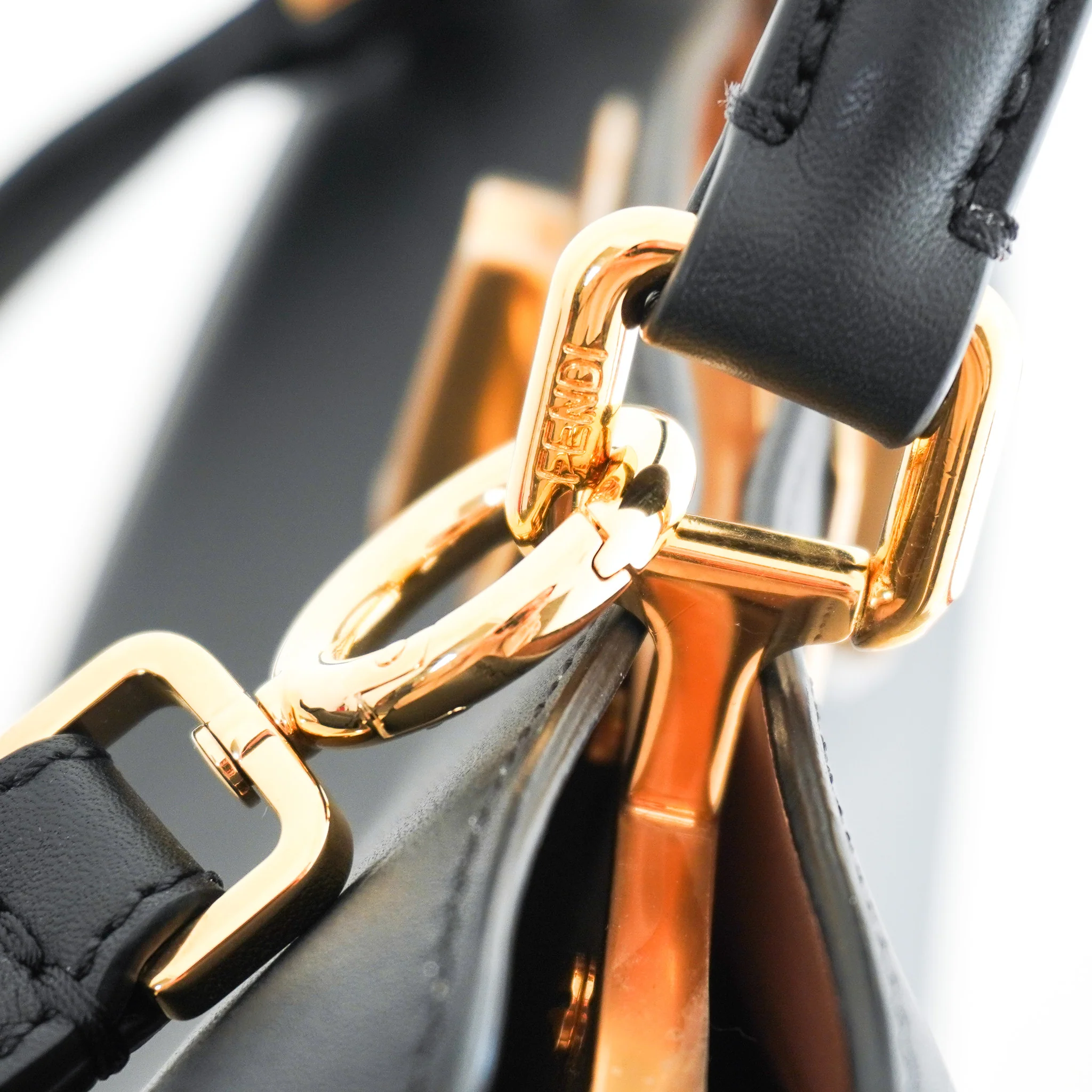 CURRENT SEASON Fendi Peekaboo ISeeU Small Tote Bag in Black RRP £4050 | Authentic Preloved - Image 13
