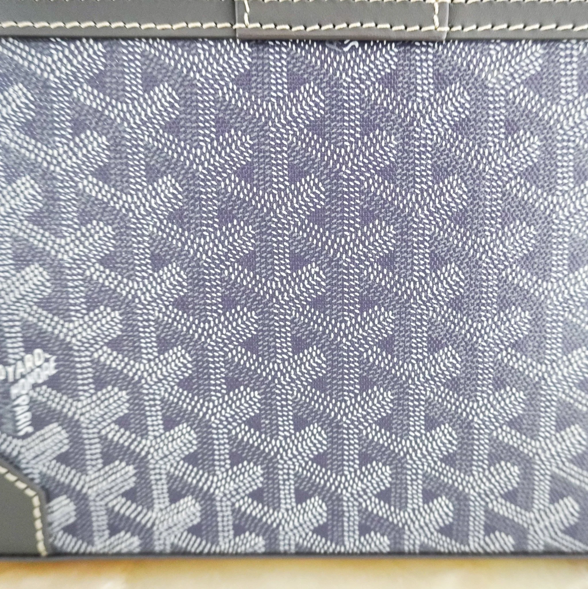 CURRENT SEASON Goyard Saigon Structure PM Bag in Grey RRP £5000 | Authentic Preloved - Image 10