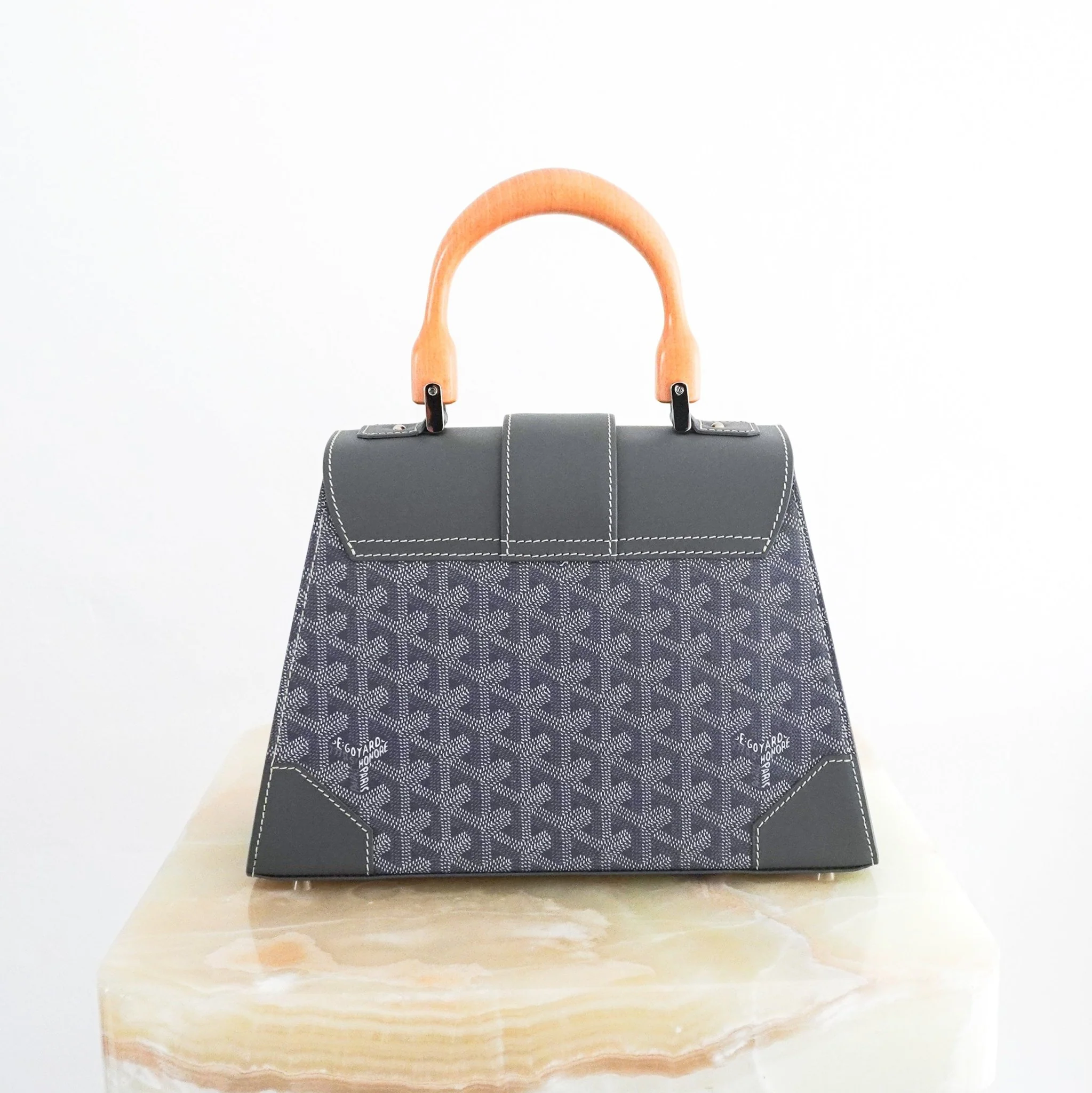 CURRENT SEASON Goyard Saigon Structure PM Bag in Grey RRP £5000 | Authentic Preloved - Image 3