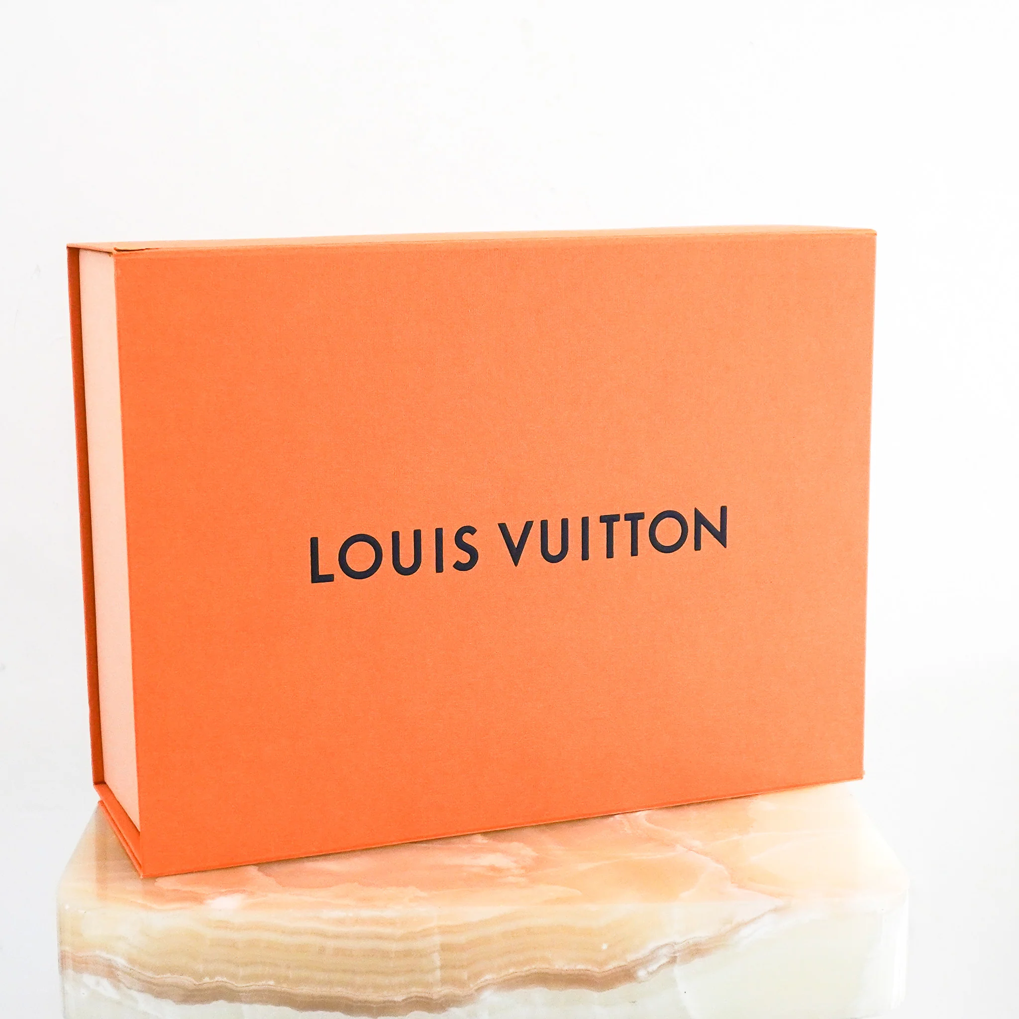 CURRENT SEASON Louis Vuitton OnTheGo East West Bag RRP £2510 | Authentic Preloved - Image 12