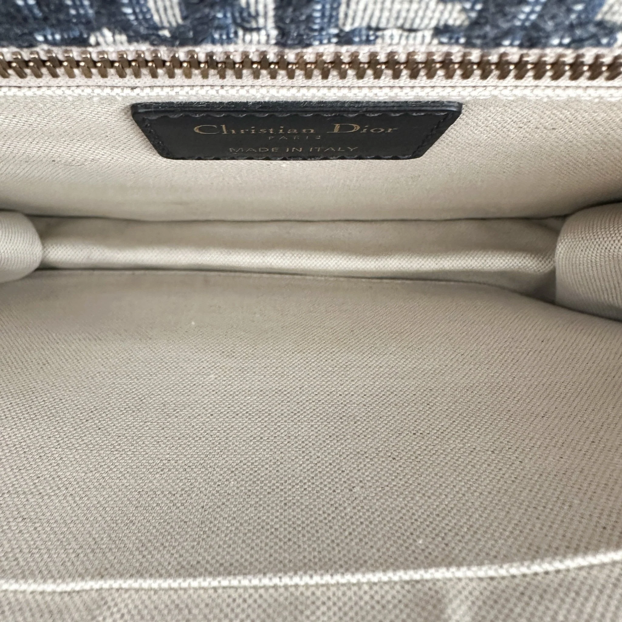 Dior Blue Oblique Canvas Dioraddict Medium Flap Bag RRP £2900 | Authentic Preloved - Image 7