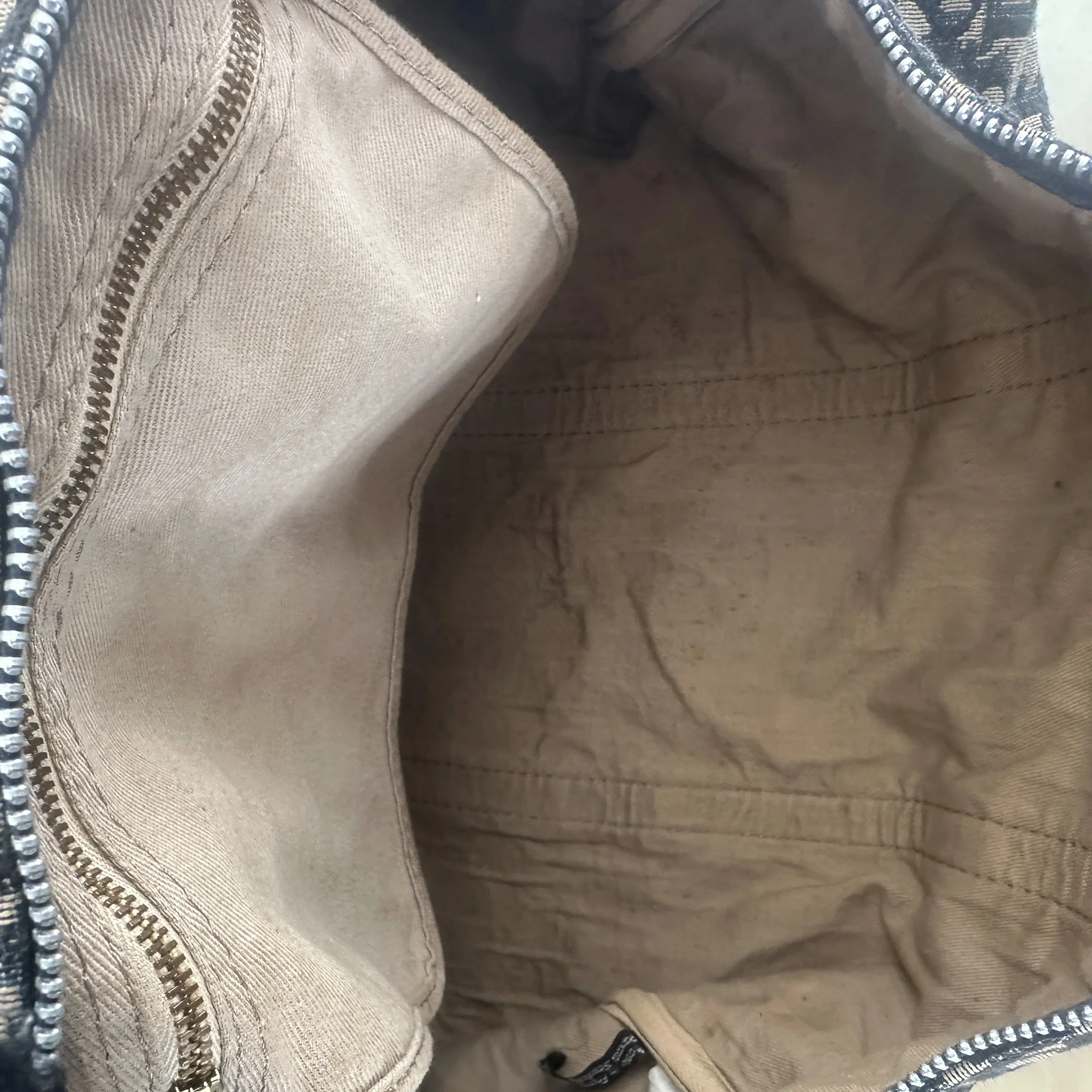Dior Trotter Bag RRP £600 | Preloved Authentic - Image 9