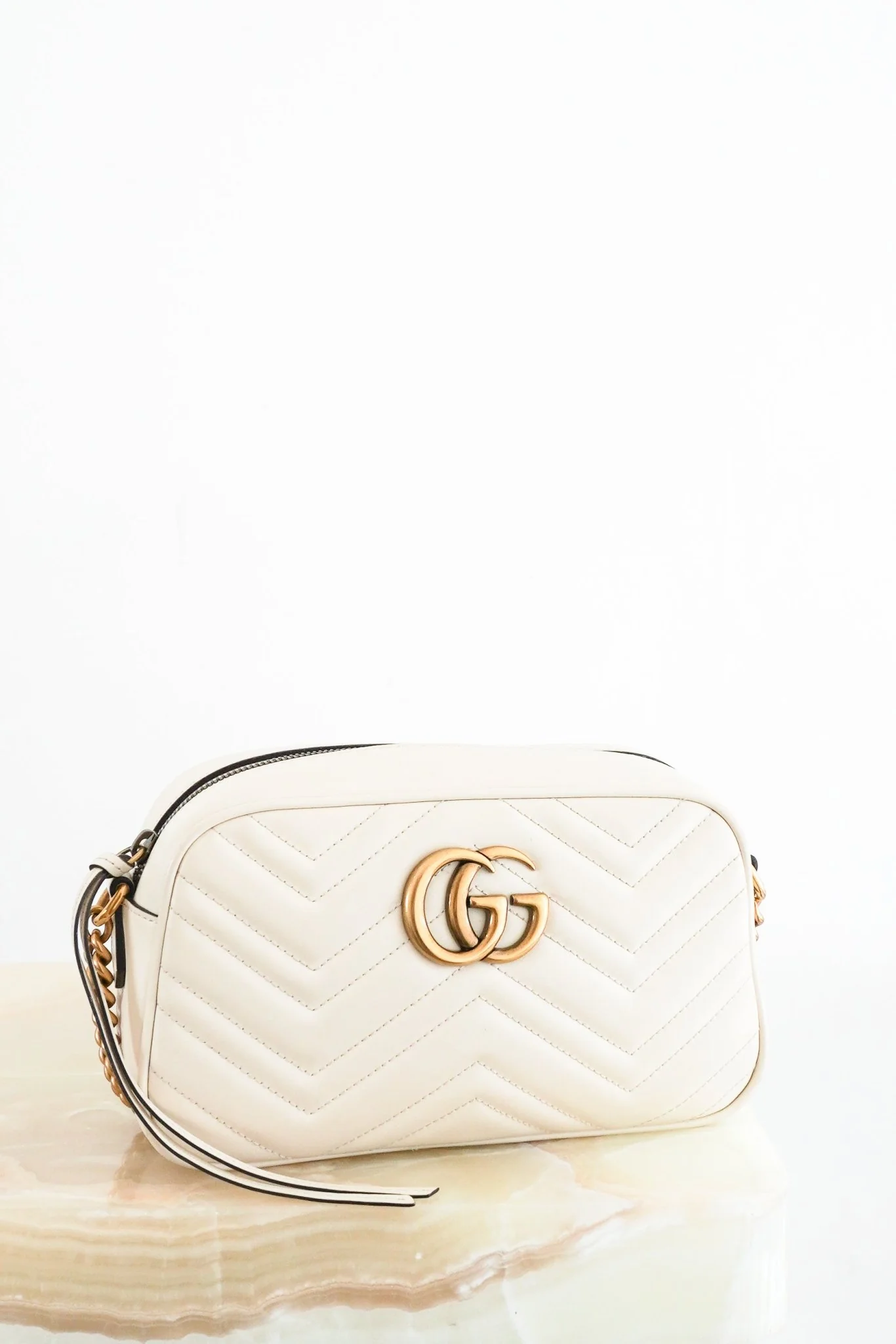 Gucci White Leather Small Camera Bag RRP £1460 | Authentic Preloved
