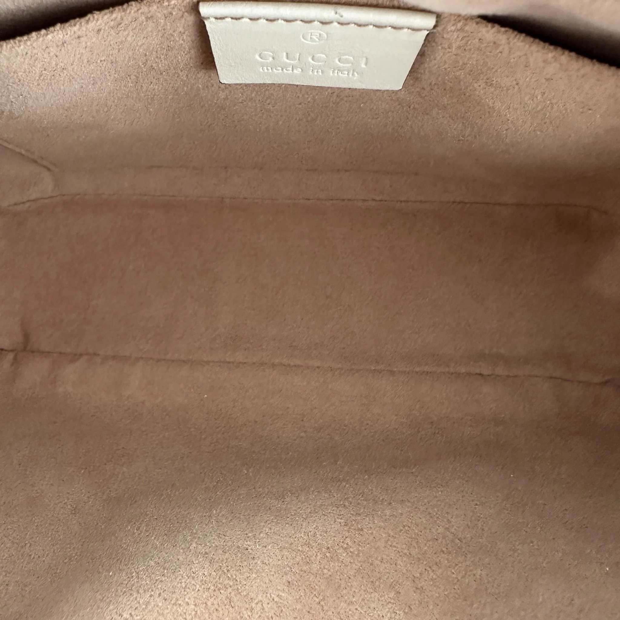 Gucci White Leather Small Camera Bag RRP £1460 | Authentic Preloved - Image 12