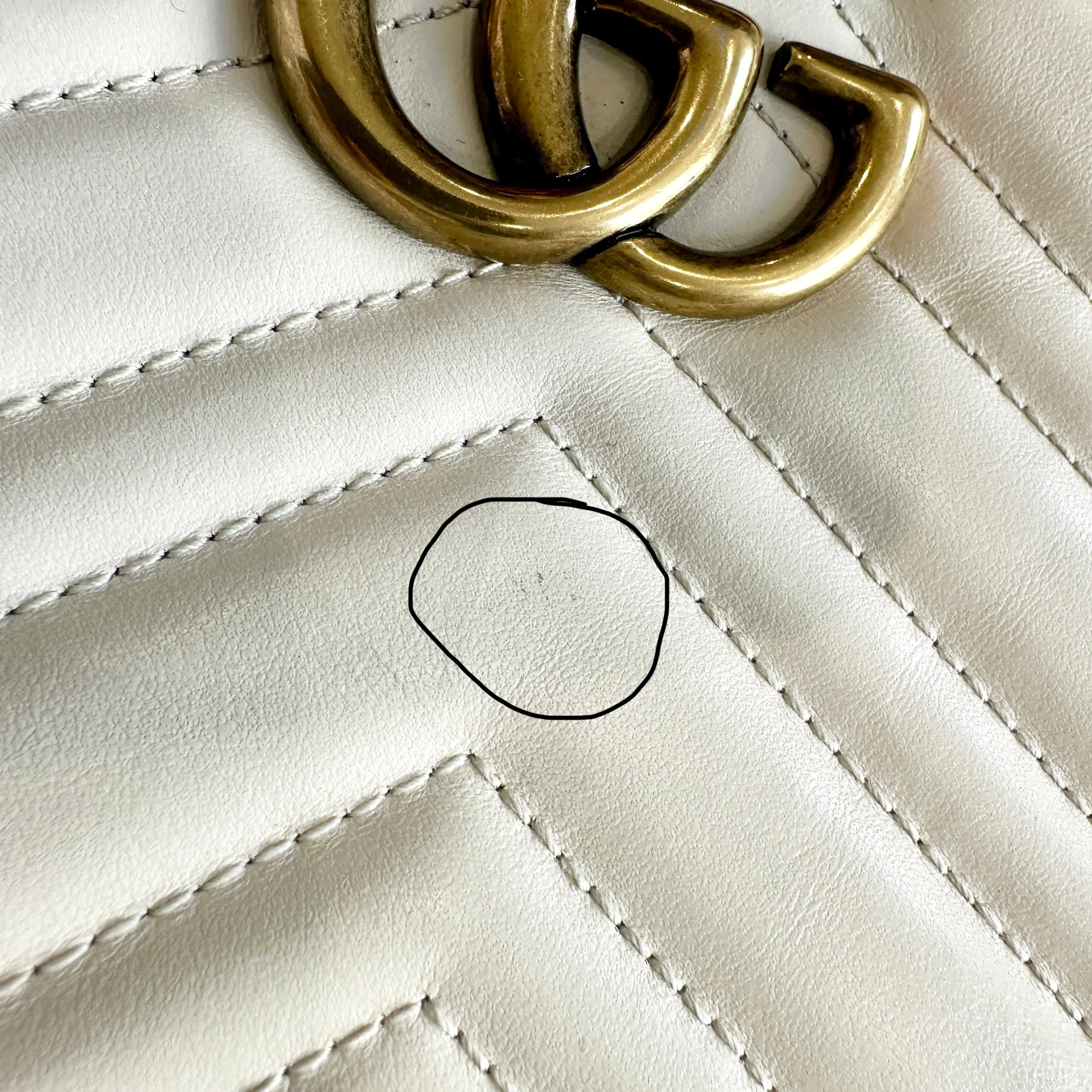 Gucci White Leather Small Camera Bag RRP £1460 | Authentic Preloved - Image 13