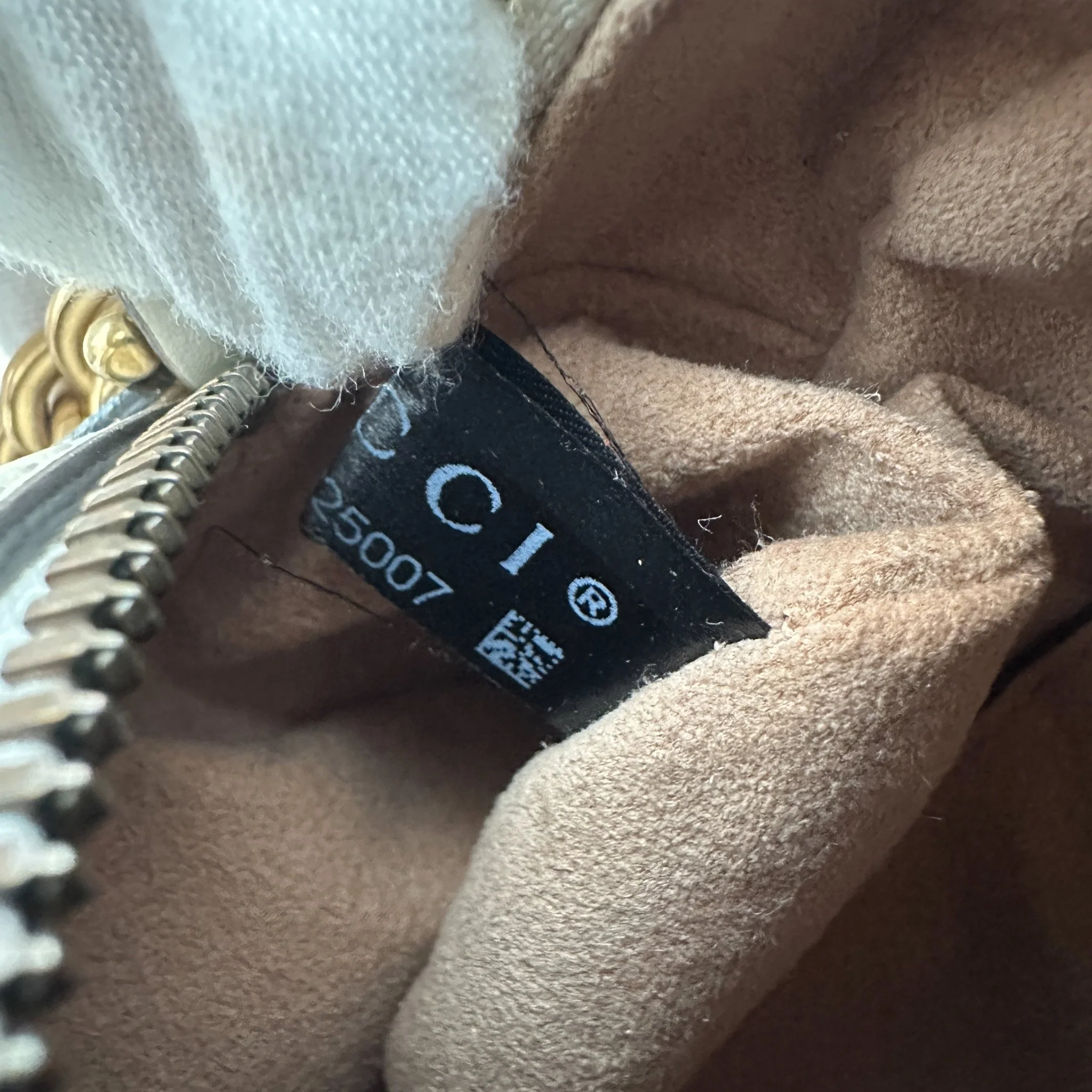 Gucci White Leather Small Camera Bag RRP £1460 | Authentic Preloved - Image 15
