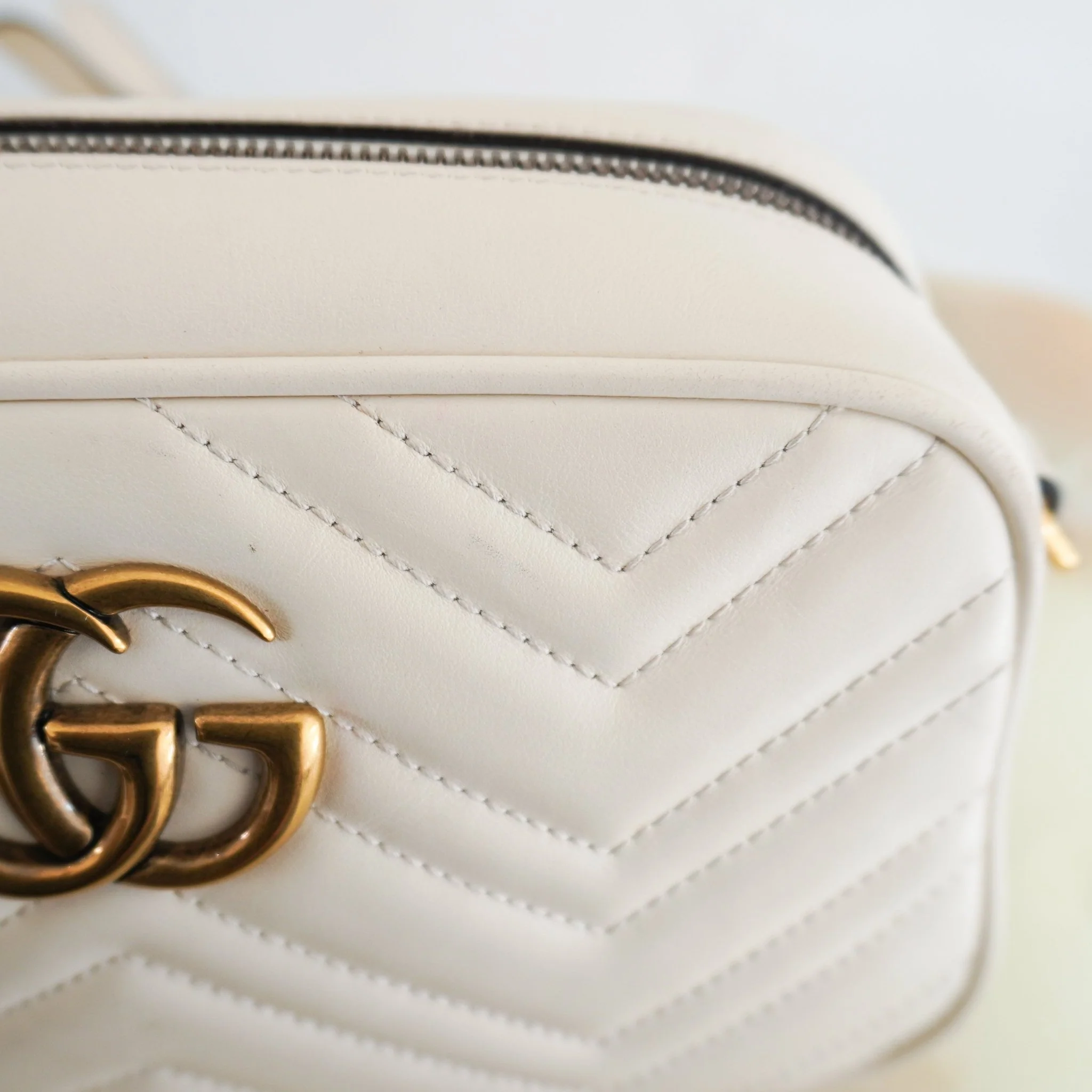 Gucci White Leather Small Camera Bag RRP £1460 | Authentic Preloved - Image 9