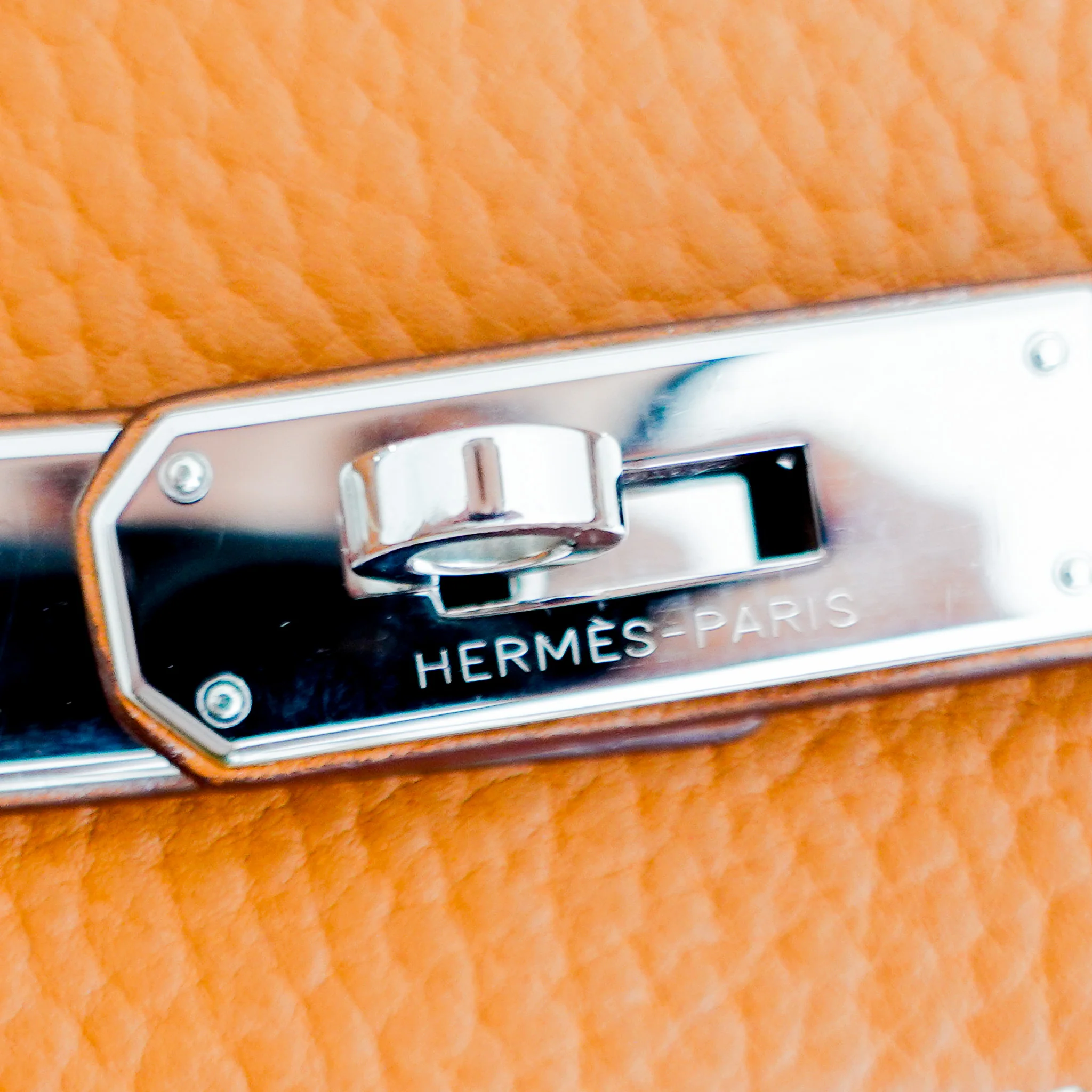 Hermès Birkin 40 Retourne Gold Togo Palladium | Authentic Preloved - Image 4