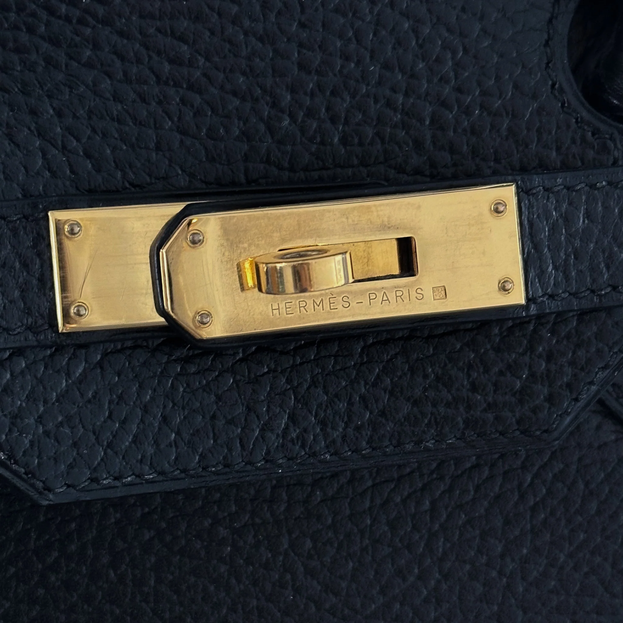 Hérmes Birkin 35 En Cuir Ardennes Noir Retourne with Gold Hardware | Authentic Preloved - Image 10