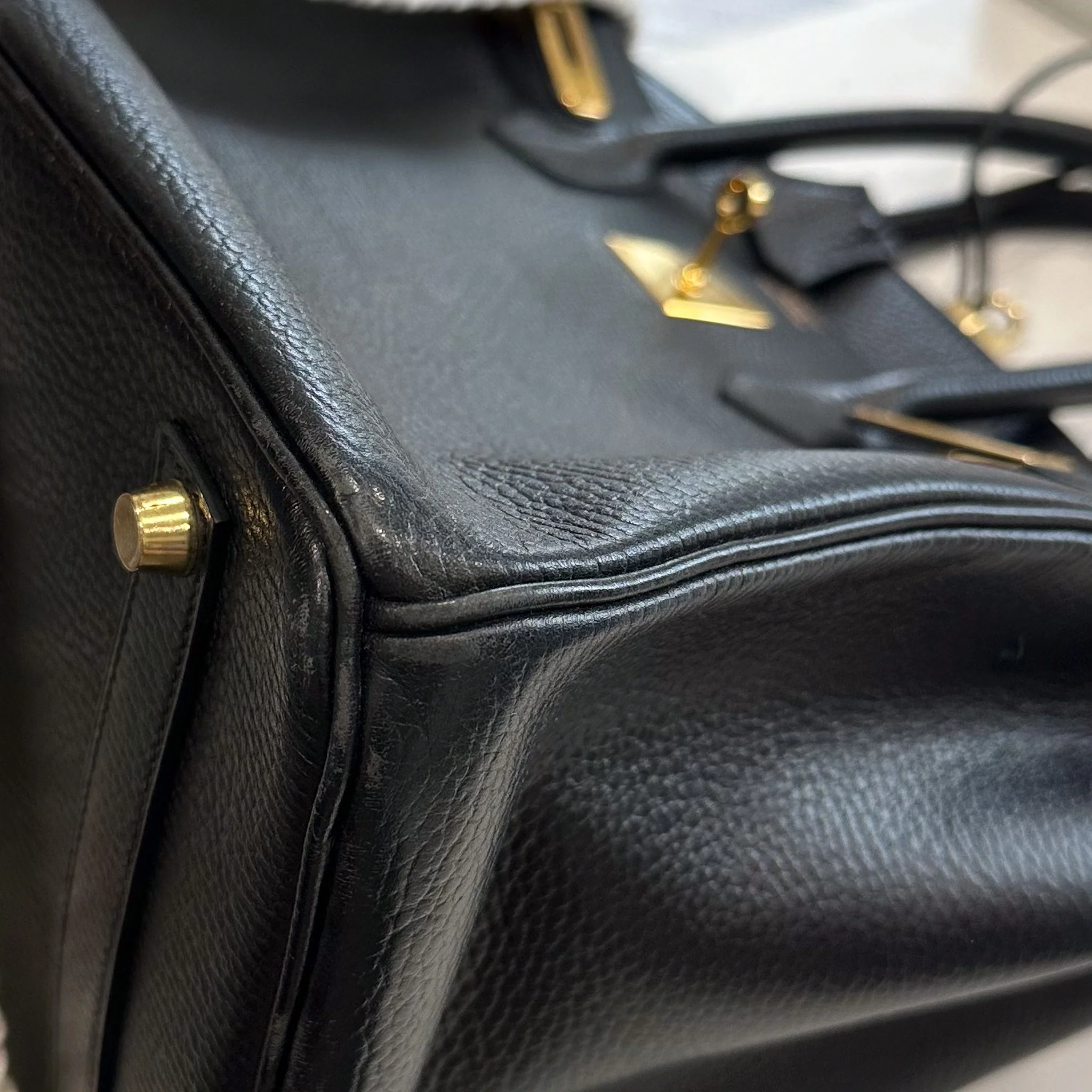 Hérmes Birkin 35 En Cuir Ardennes Noir Retourne with Gold Hardware | Authentic Preloved - Image 12