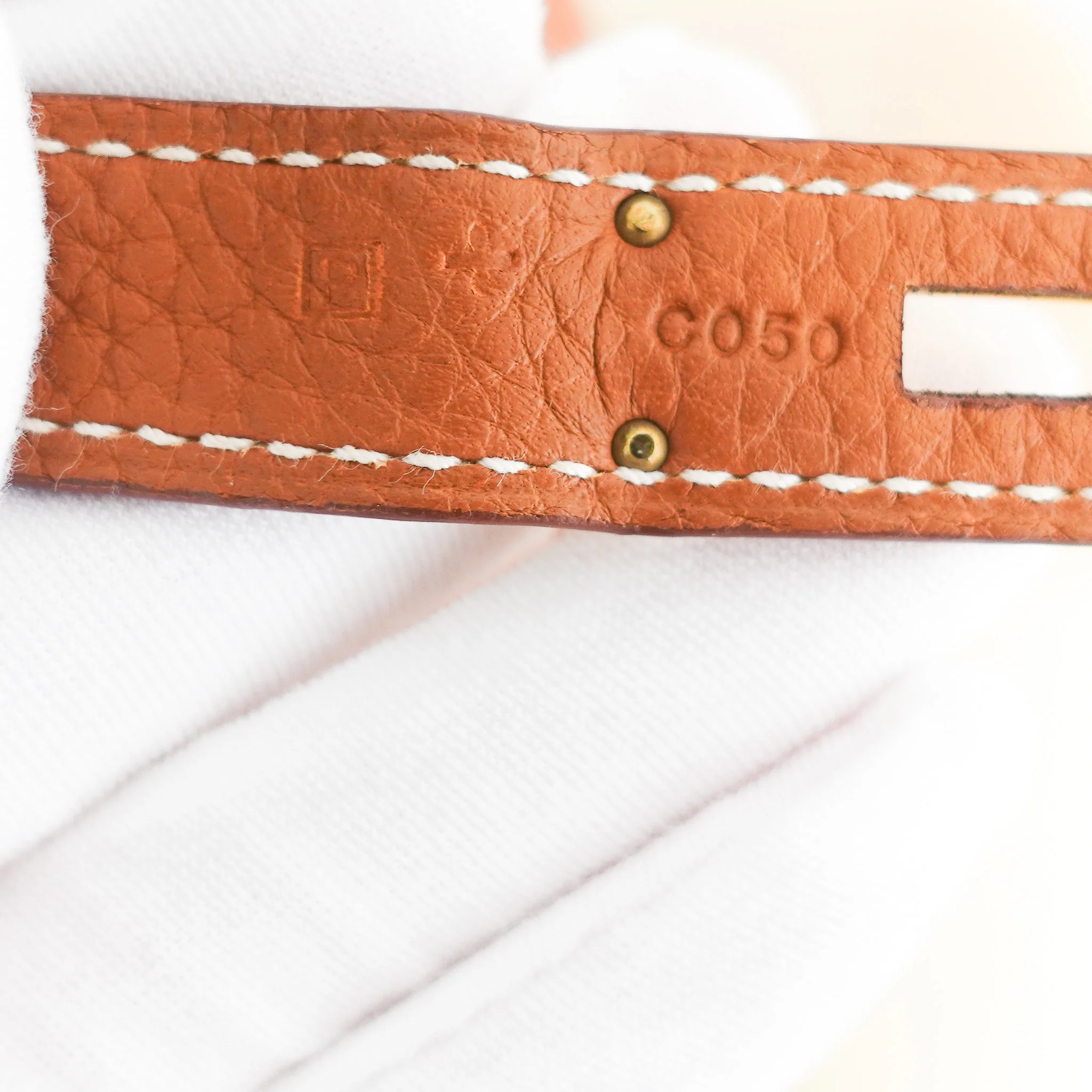 Hermès Birkin 35 Taurillon Clemence Gold | Authentic Preloved - Image 7