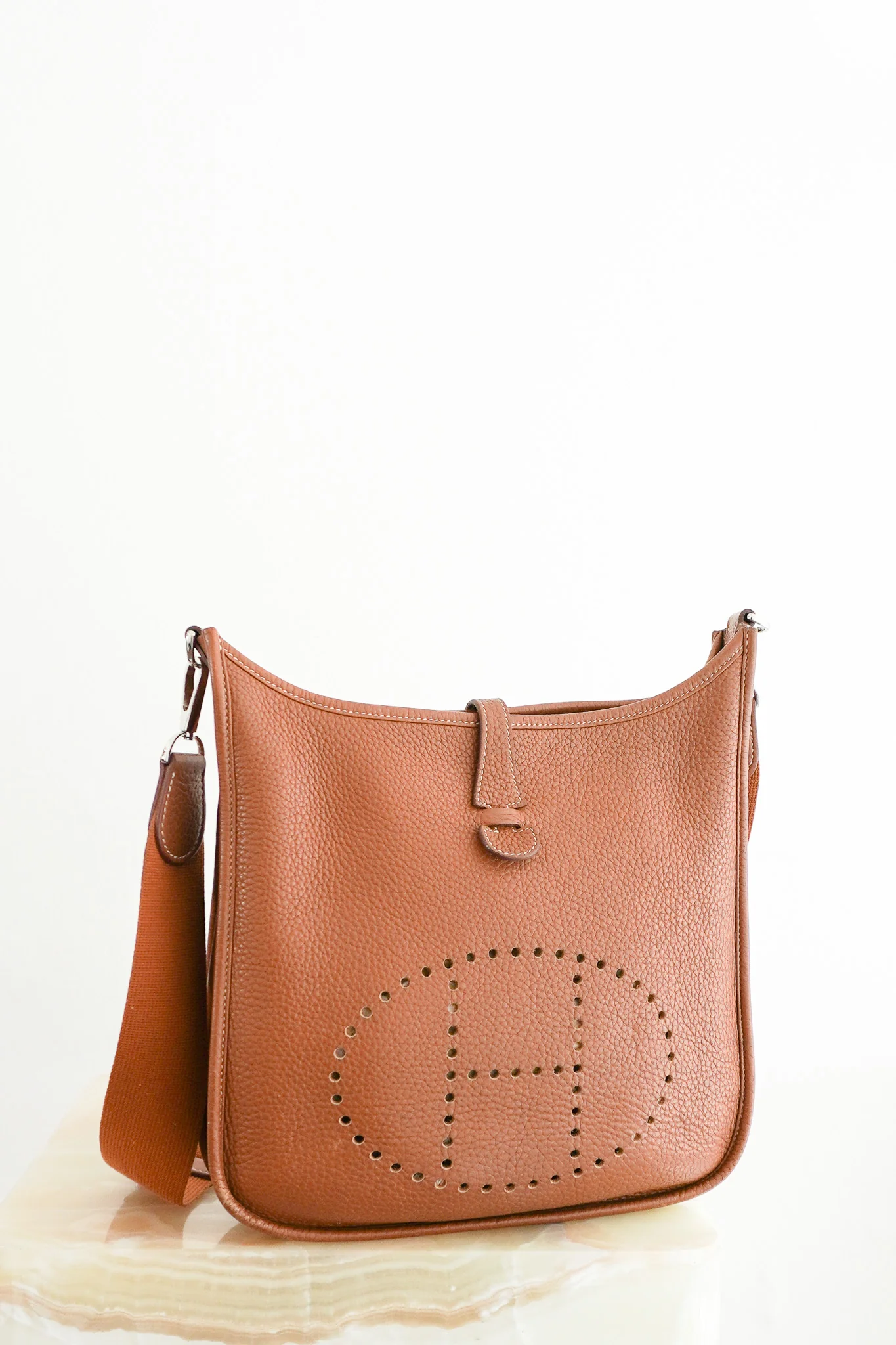 Hermès Gold Evelyne 29 Bag RRP £2,990 | Authenticated