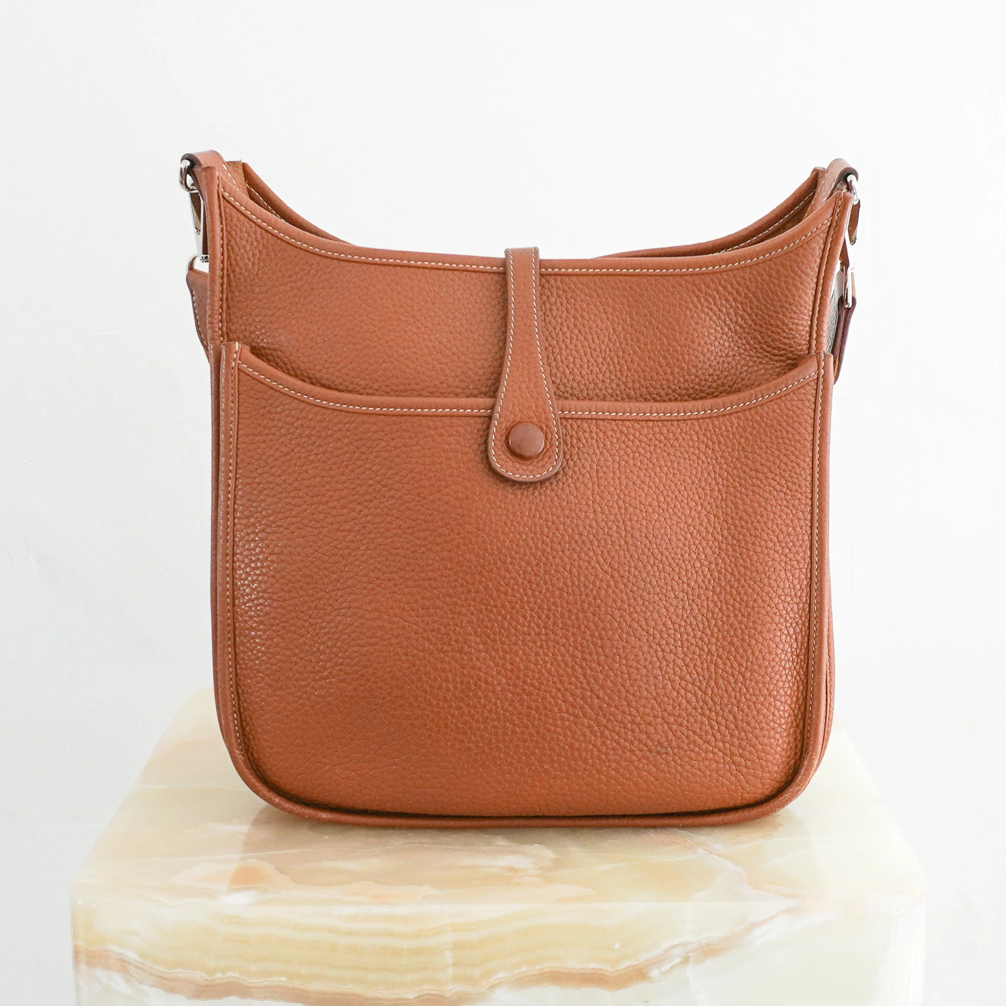 Hermès Gold Evelyne 29 Bag RRP £2,990 | Authenticated - Image 3