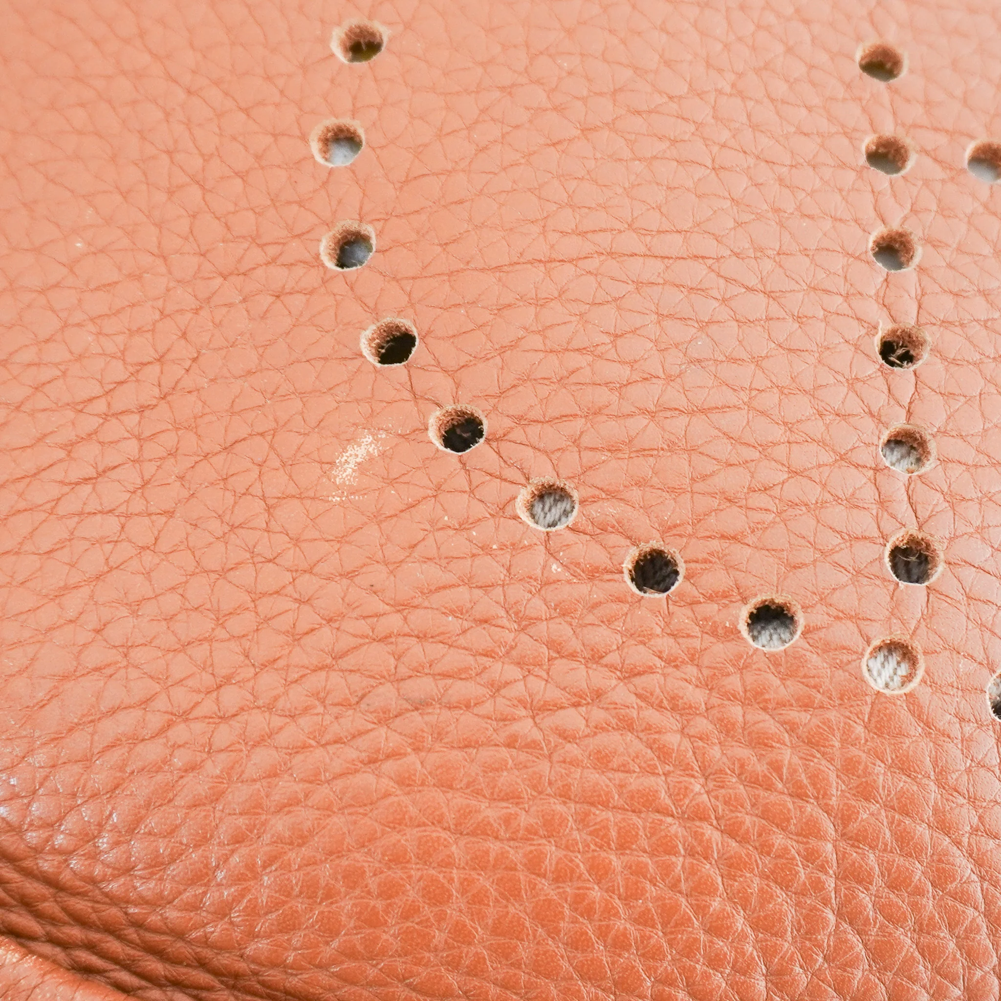 Hermès Gold Evelyne 29 Bag RRP £2,990 | Authenticated - Image 6