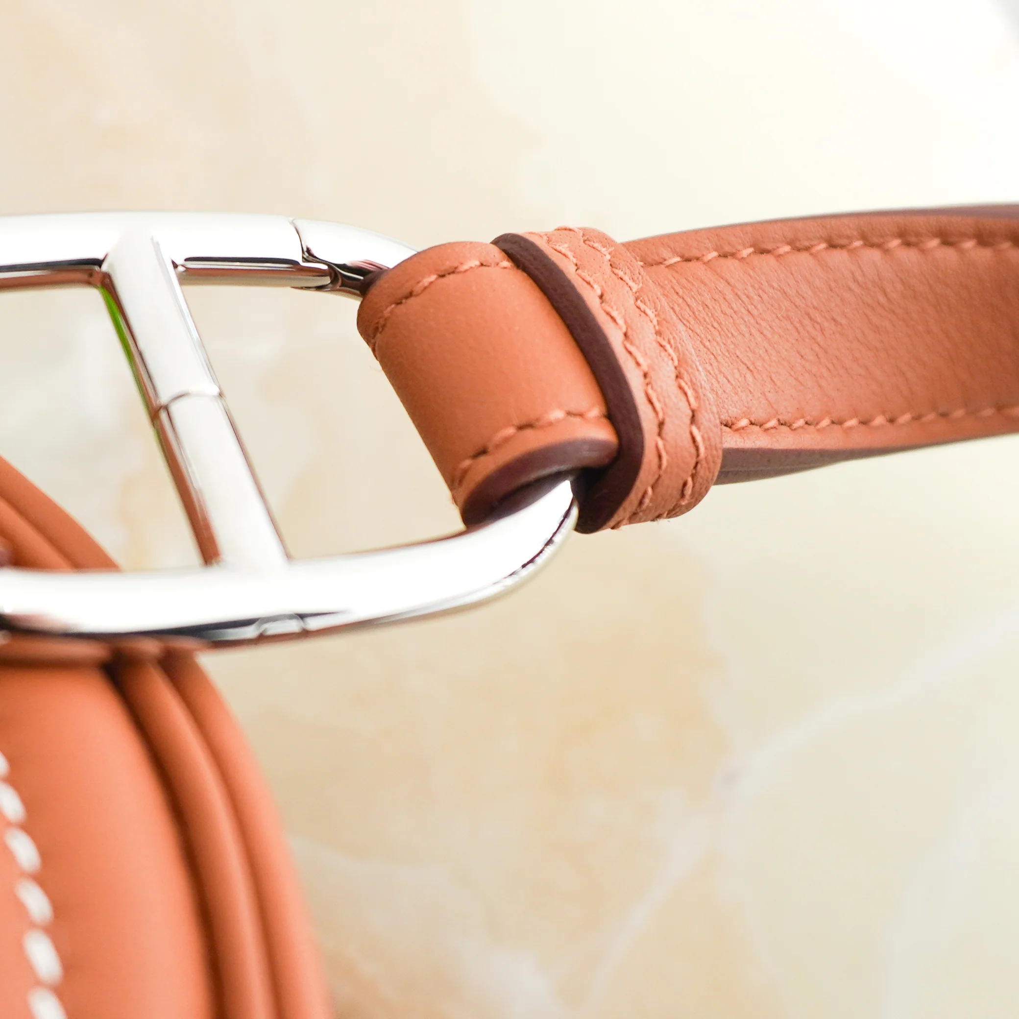 Hermès In-The-Loop Belt Bag RRP £3,330 | Authentic Preloved - Image 5