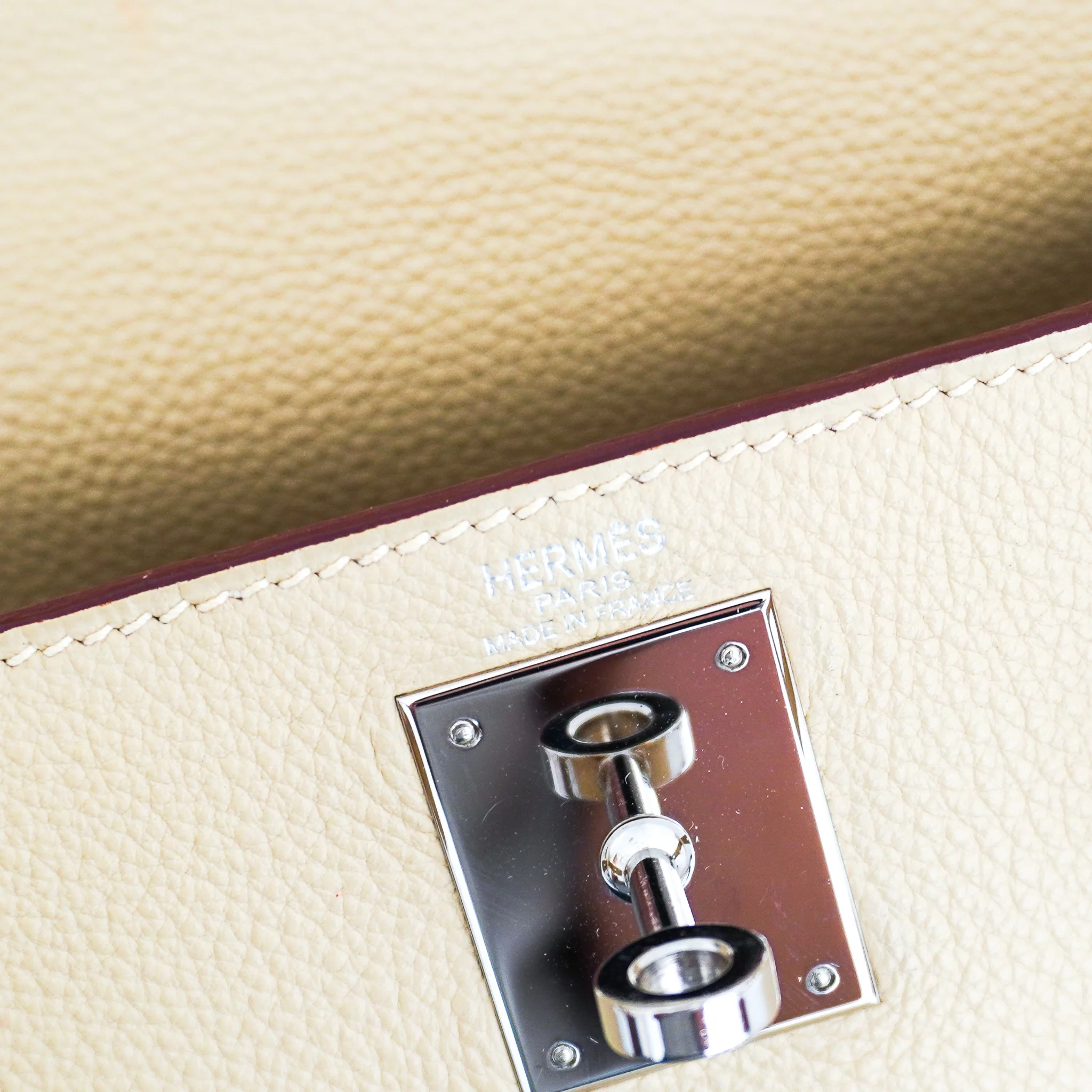 Hermès Kelly 28 Parchemin Togo Retourne Palladium Hardware | Authentic Preloved - Image 11