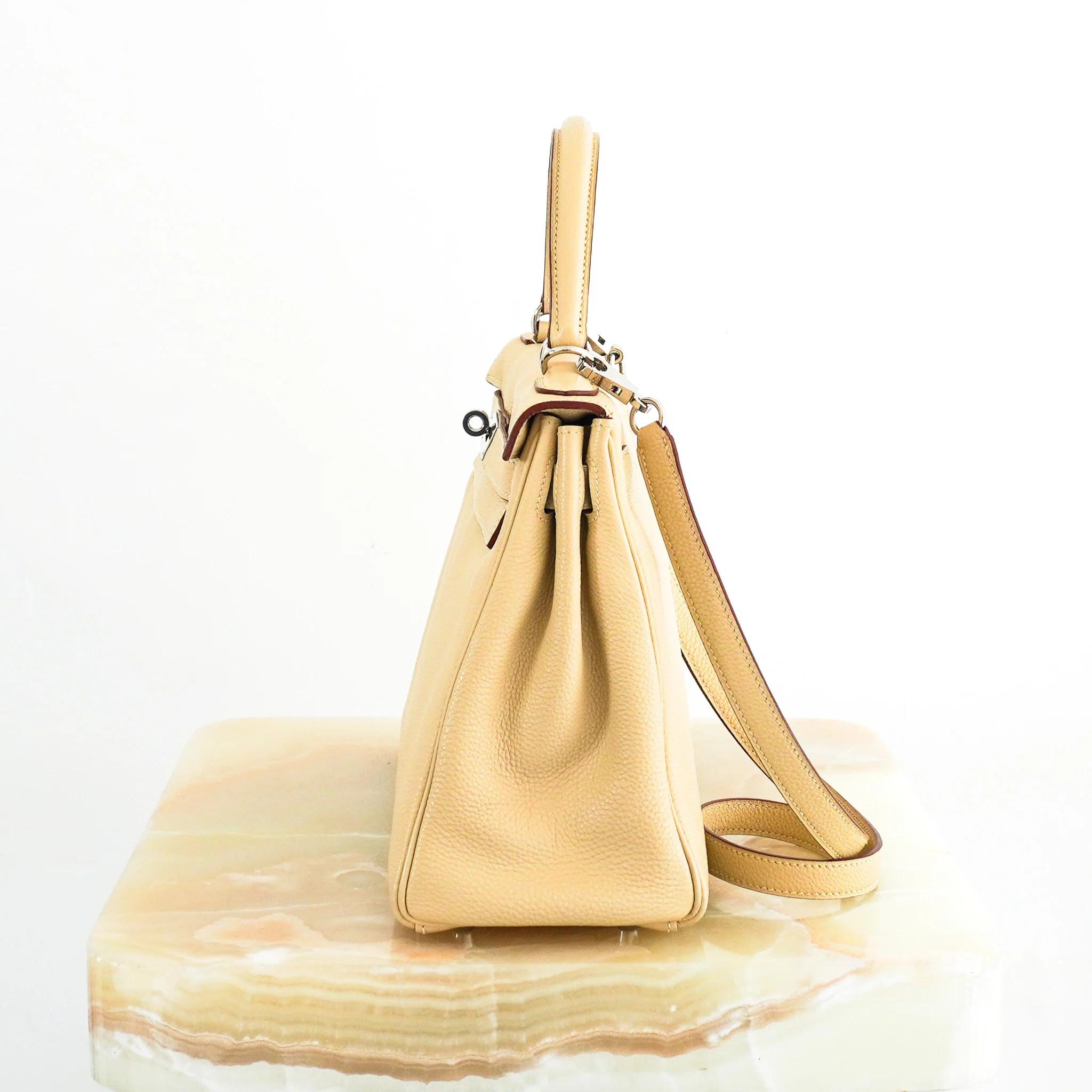 Hermès Kelly 28 Parchemin Togo Retourne Palladium Hardware | Authentic Preloved - Image 4