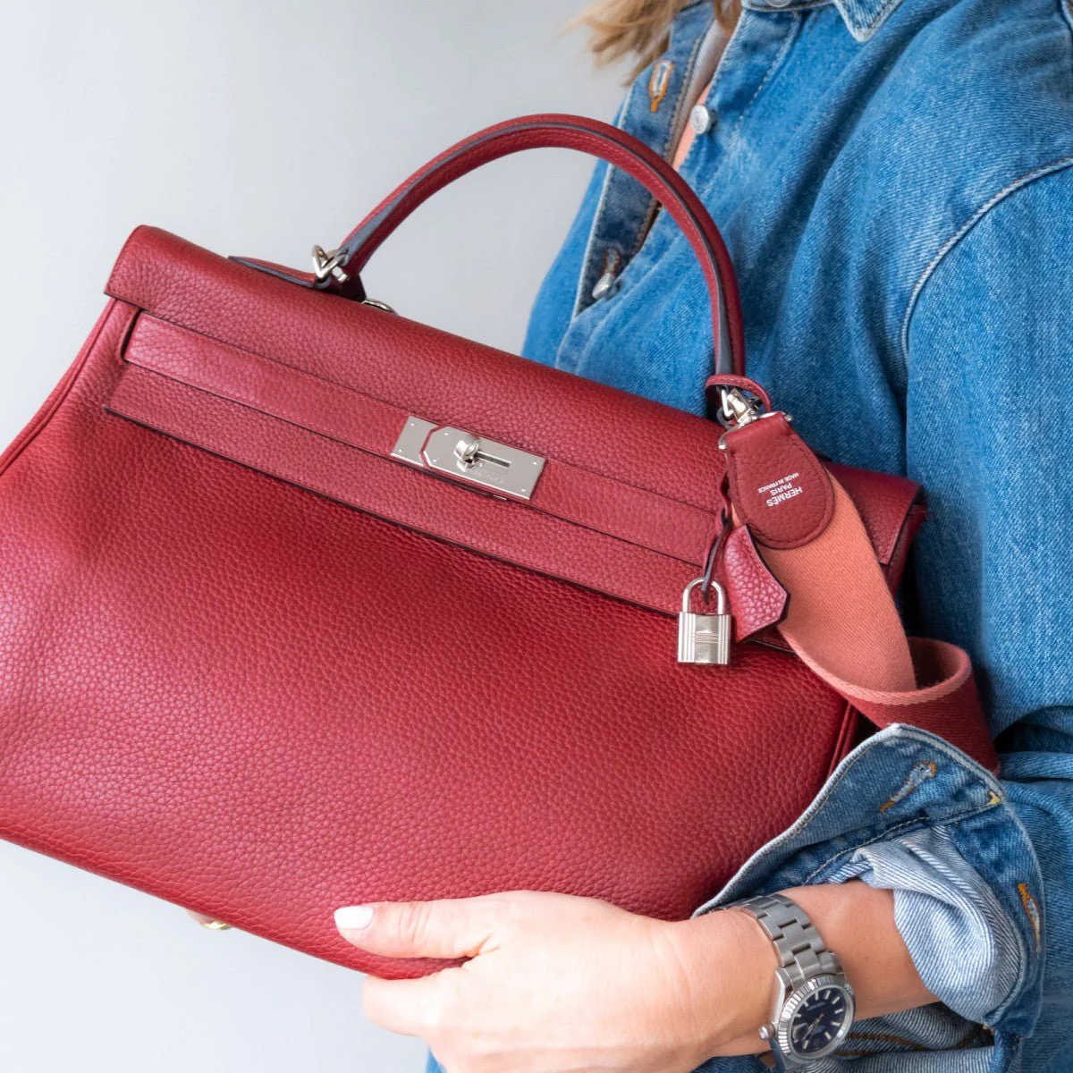 Hermès Kelly 40cm – Rouge Clémence Leather with Palladium Hardware | Authentic Preloved - Image 3