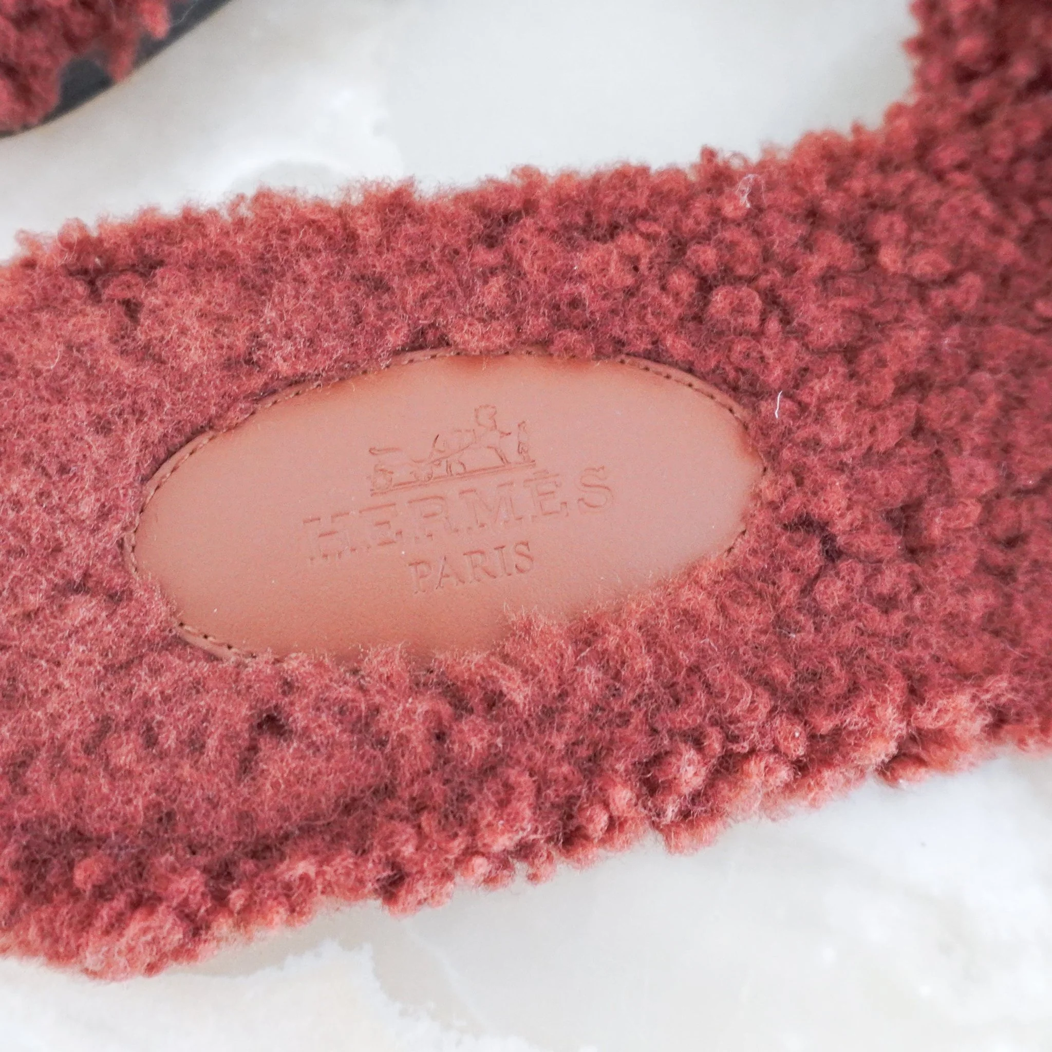 Hermès Oran Brown Shearling Sandals (RRP £1000) | Authentic Preloved - Image 6
