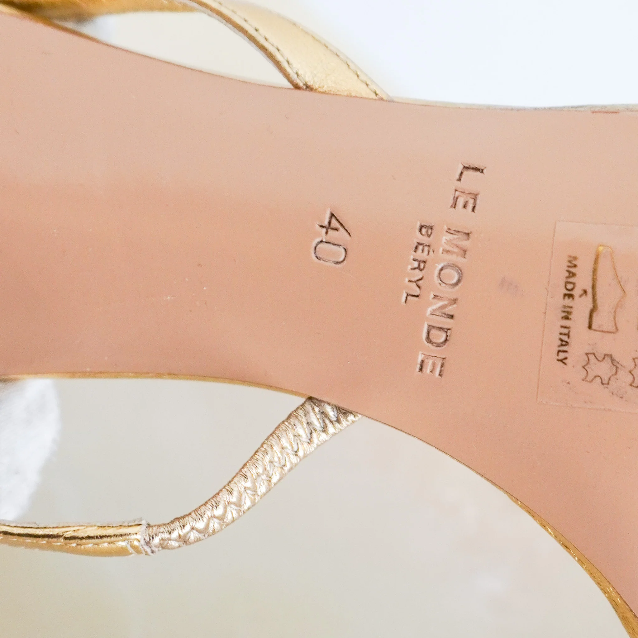 Le Monde de Beryl Gold Metallic High Heel | Authentic Preloved FINAL SALE - Image 5