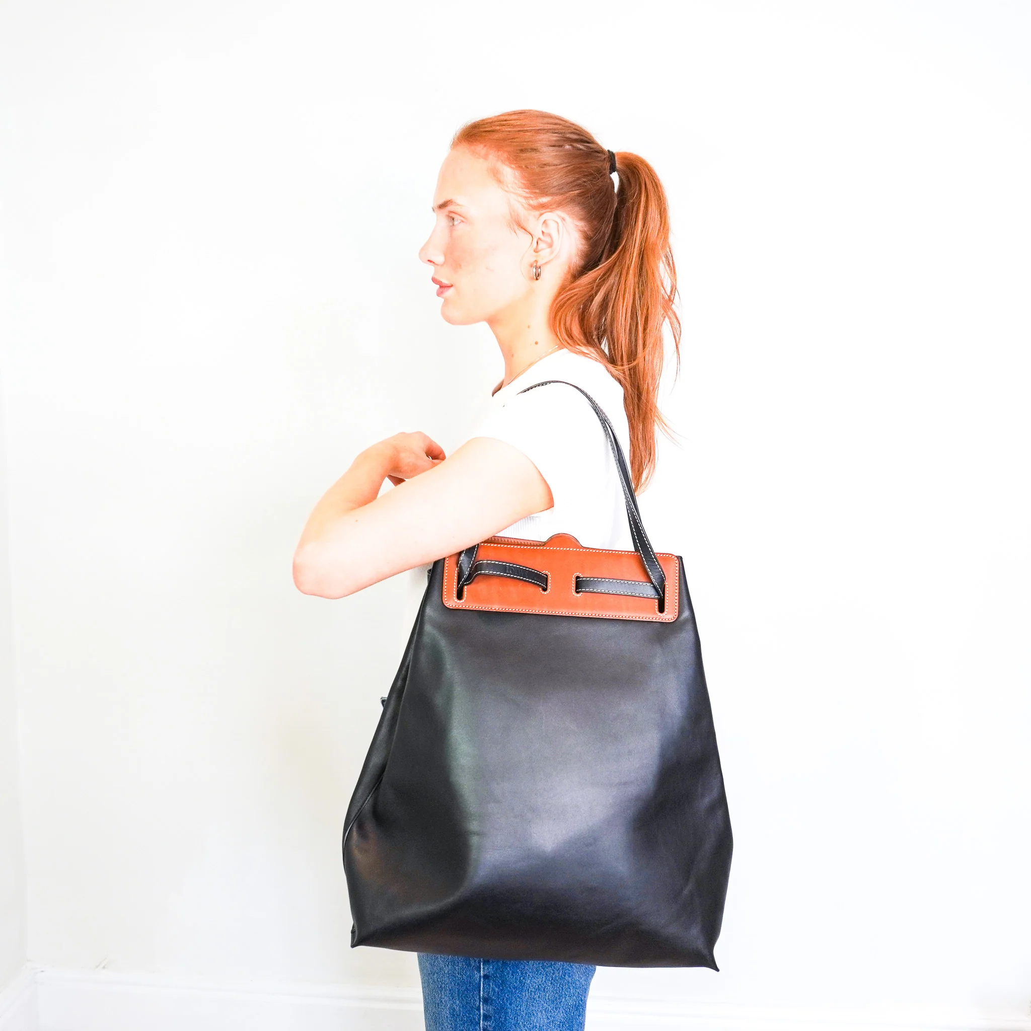 Loewe Lazo Shoulder Bag in Black RRP £1600 | Authentic Preloved - Image 10