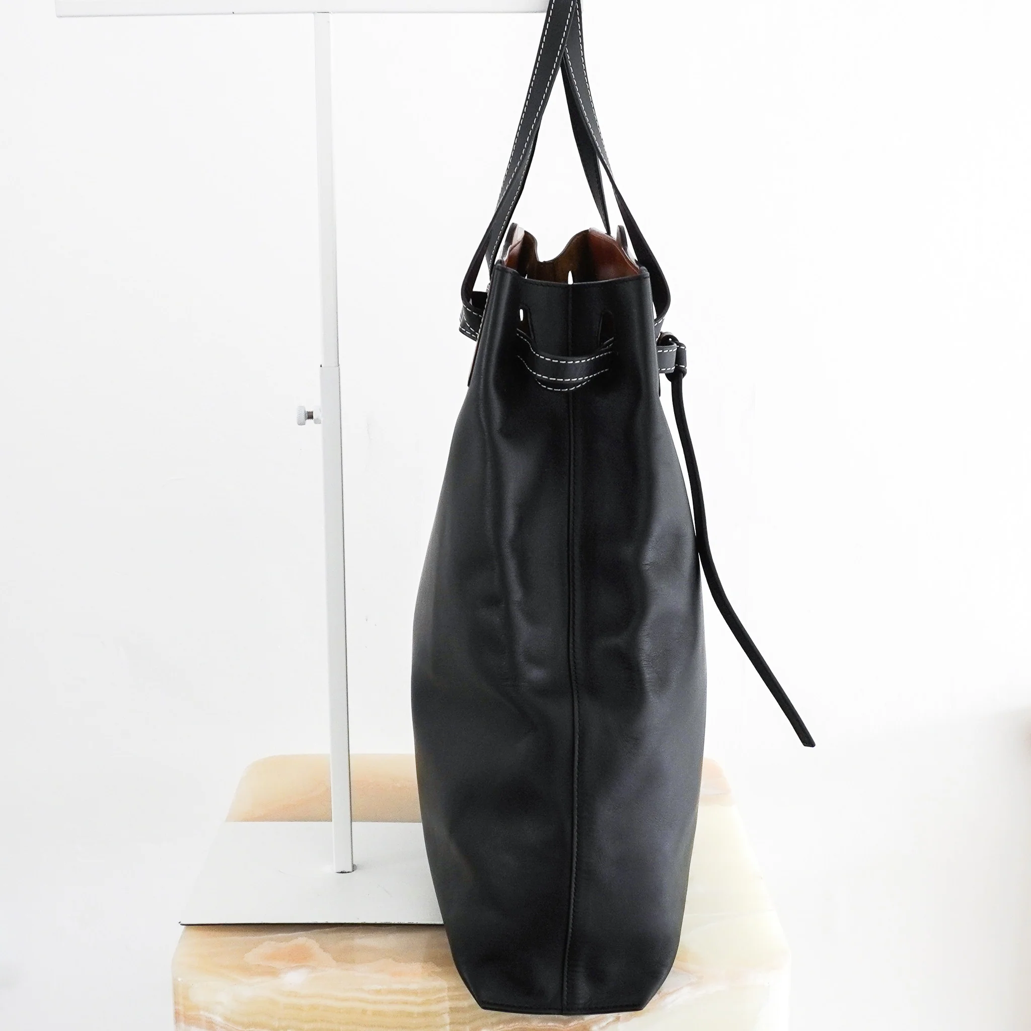 Loewe Lazo Shoulder Bag in Black RRP £1600 | Authentic Preloved - Image 3