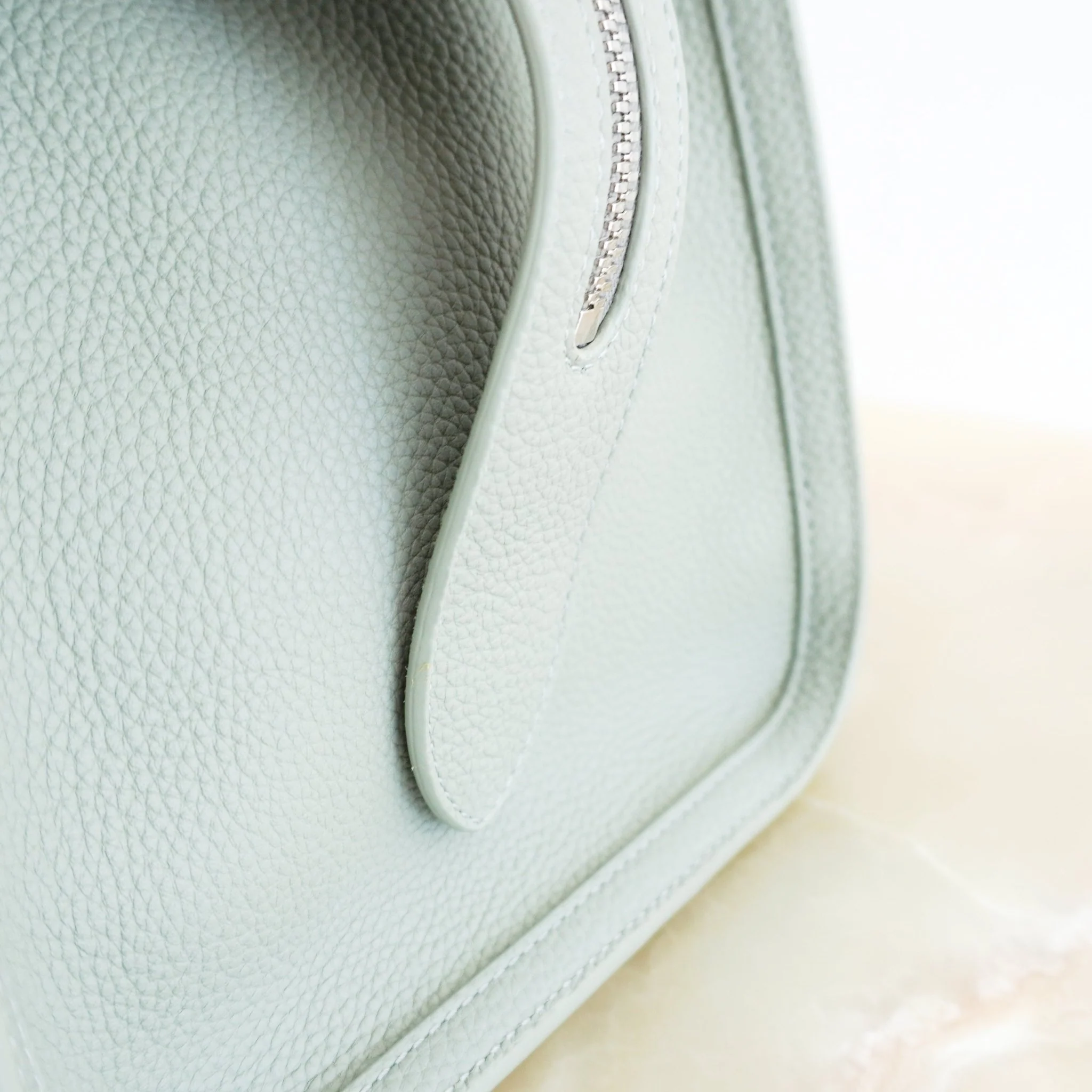 Loro Piana Sesia Medium Leather Tote in Eucalyptus RRP £3340 | Authentic Preloved - Image 12